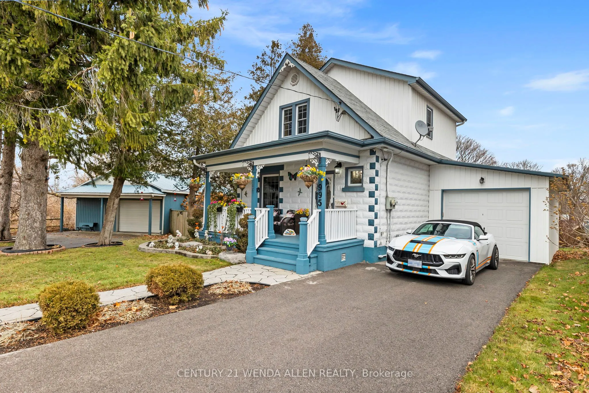 995 Cedar Street