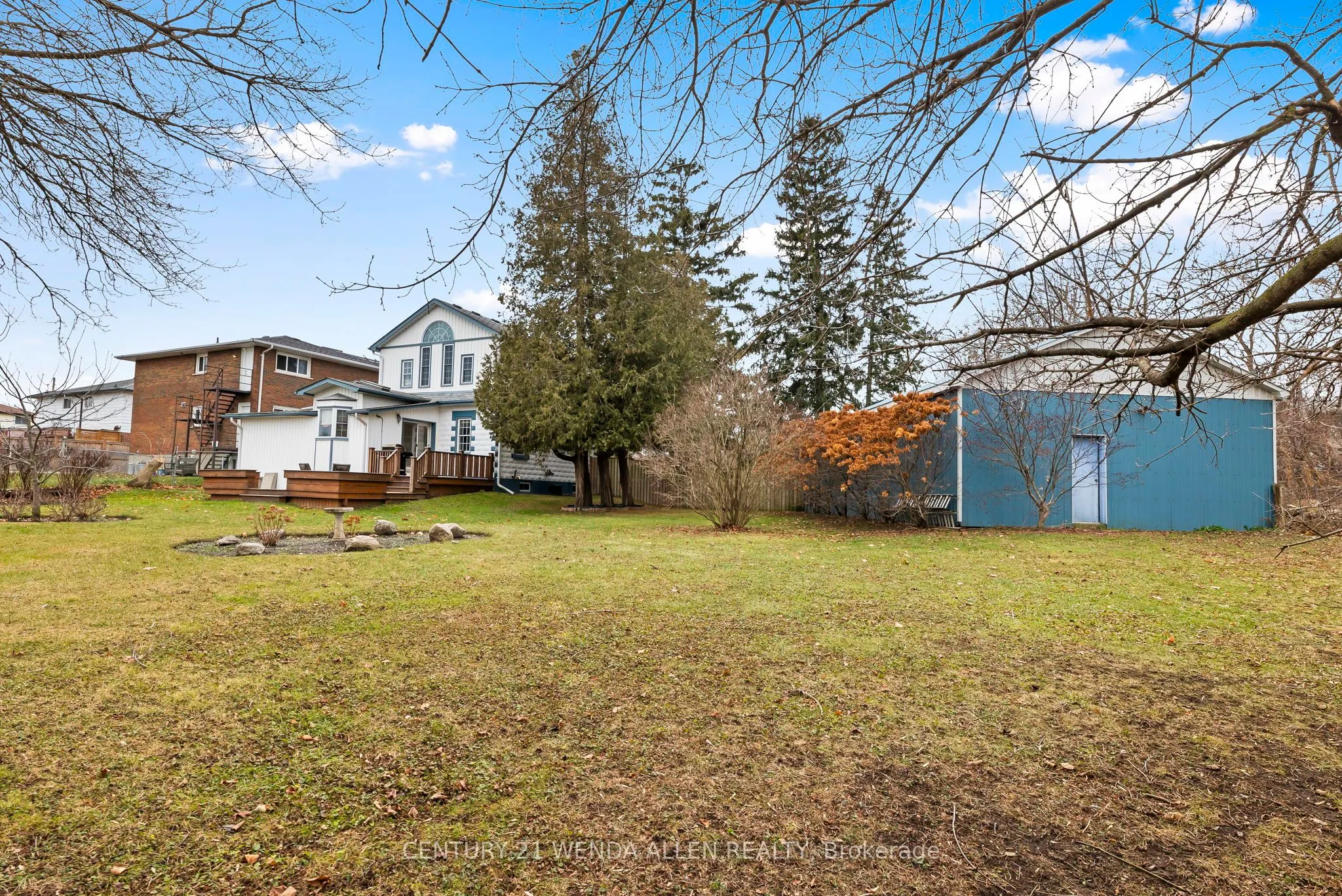 995 Cedar Street