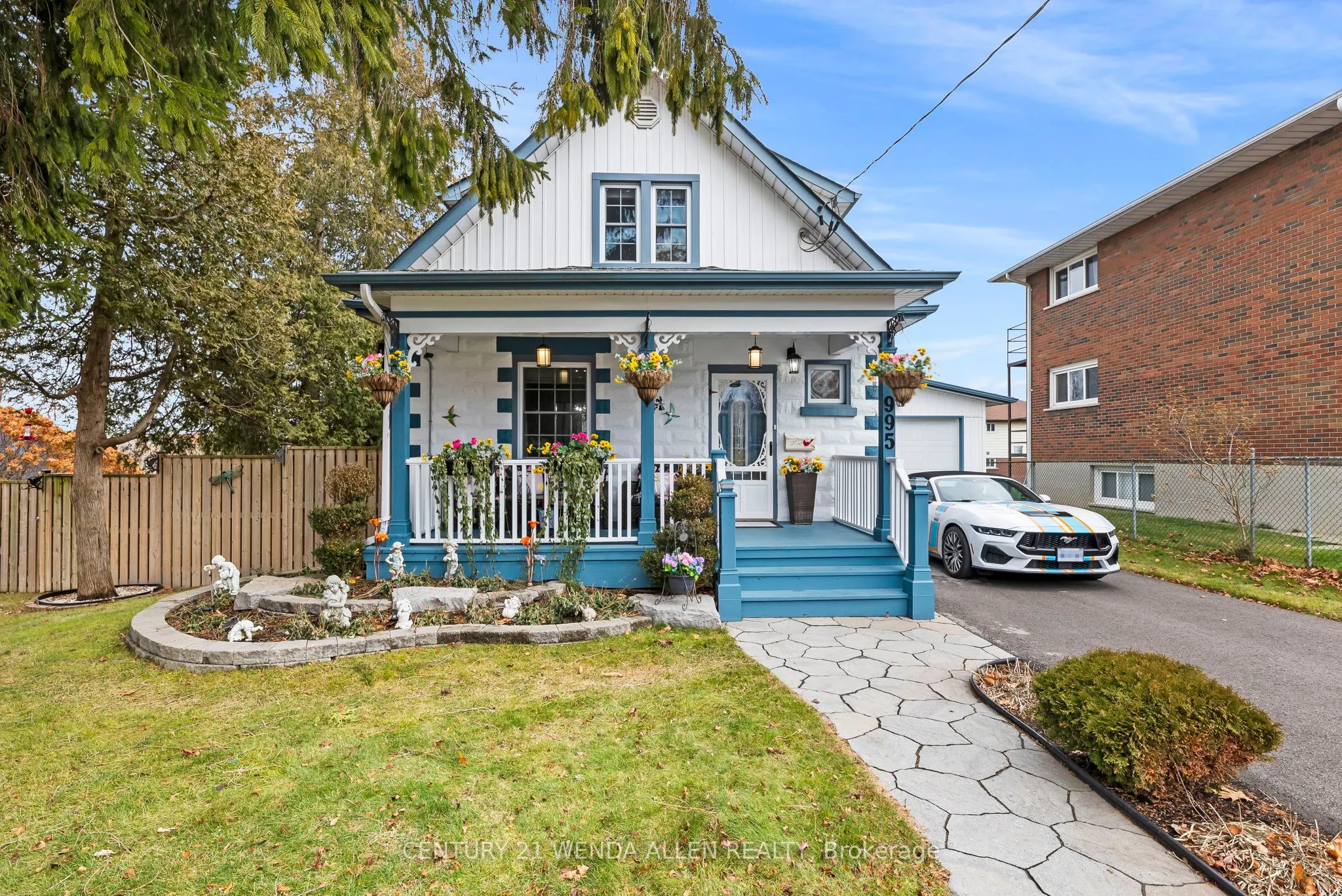 995 Cedar Street