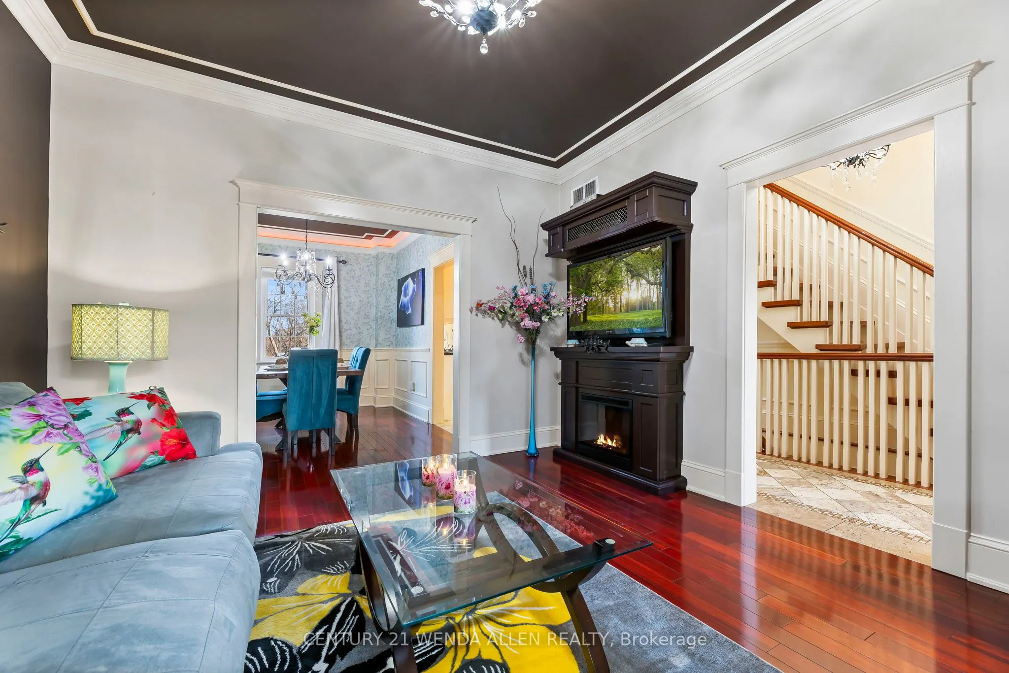 995 Cedar Street