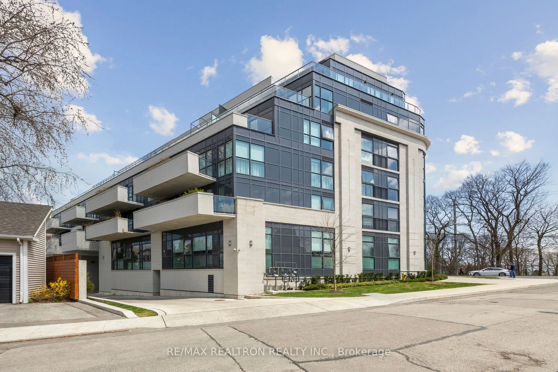 1400 Kingston Road #307