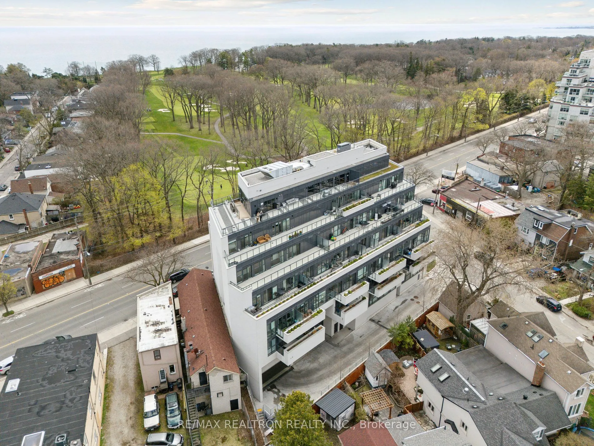 1400 Kingston Road #307