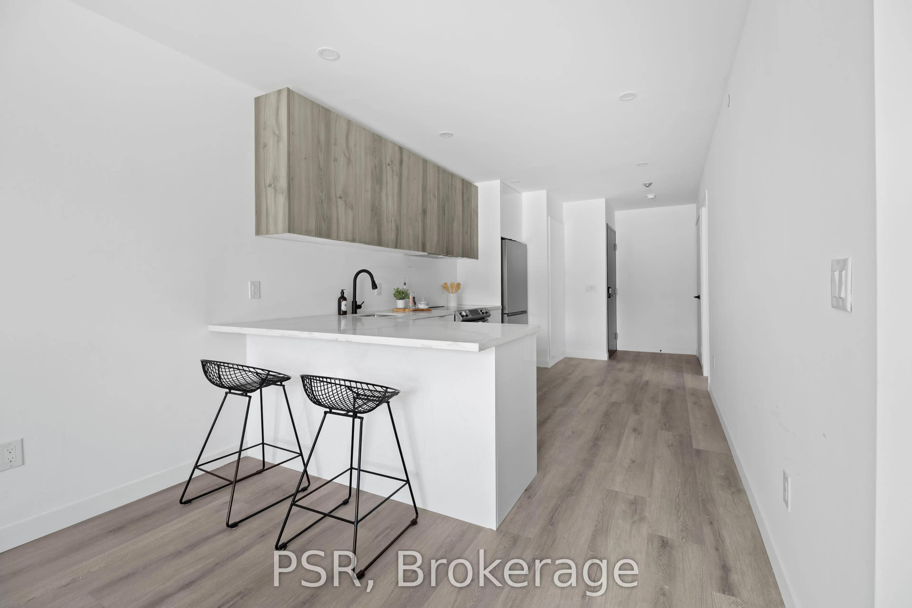 61 Orchard Park Drive, #204