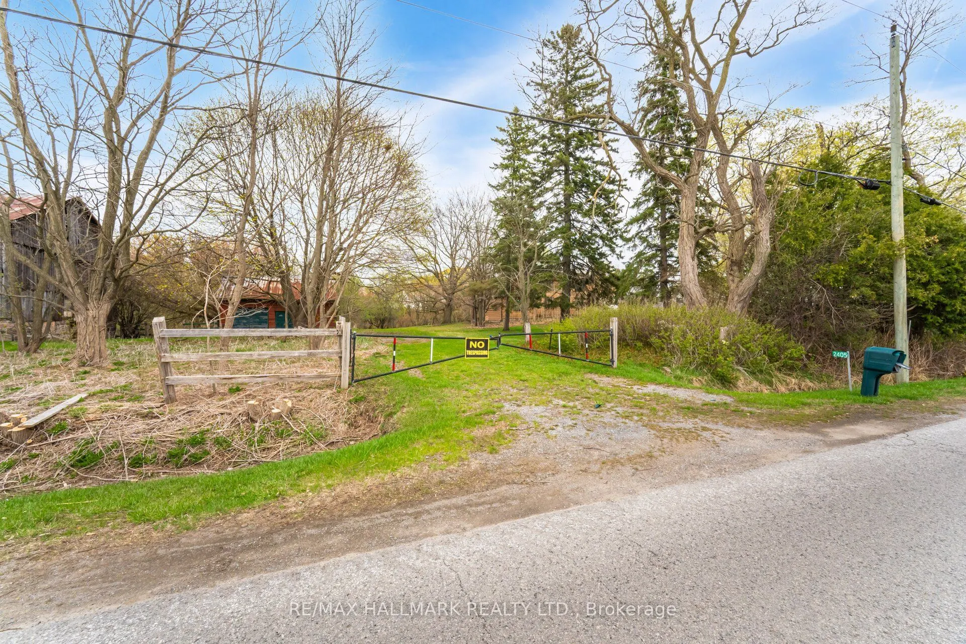 2405 Audley Road N