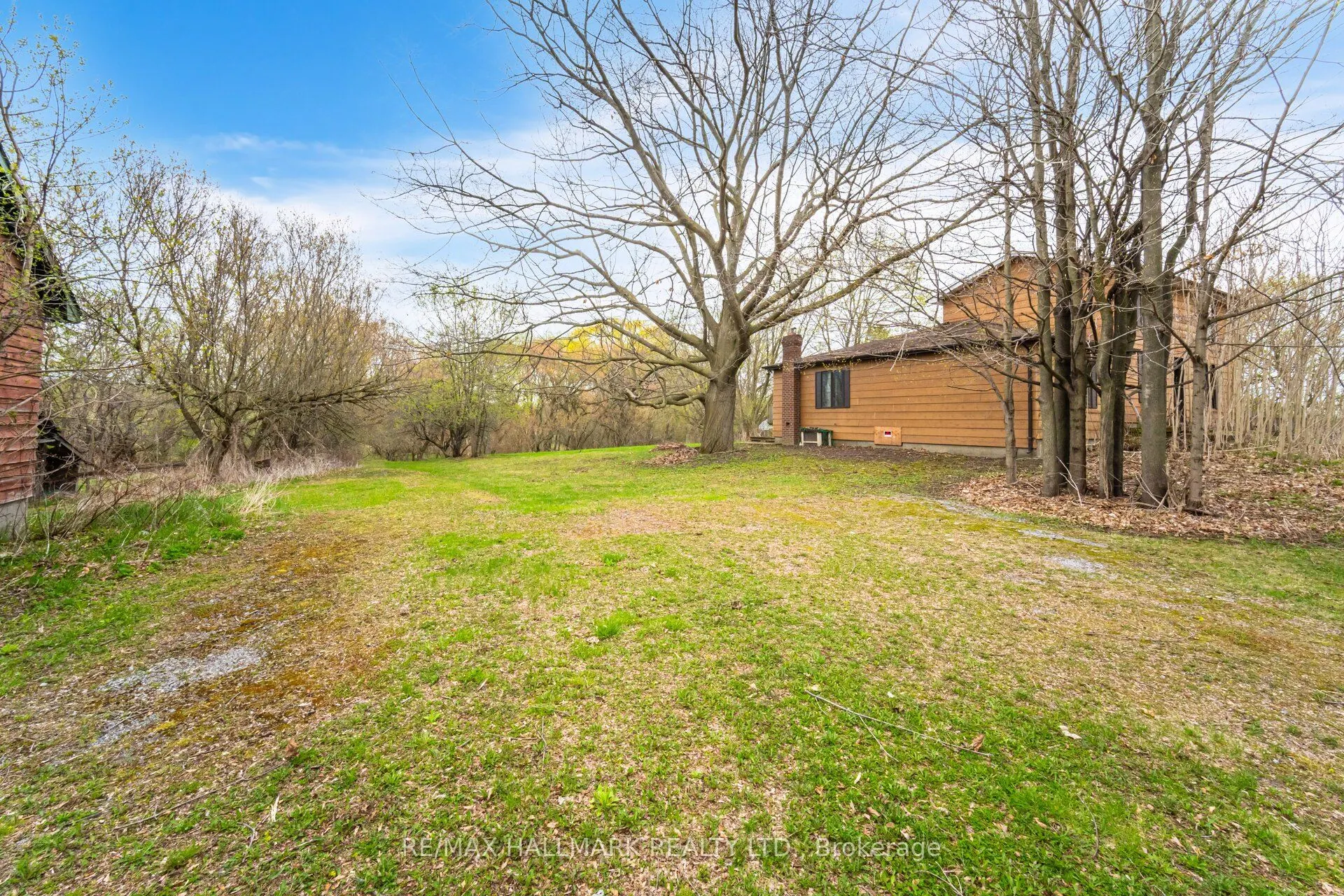 2405 Audley Road N