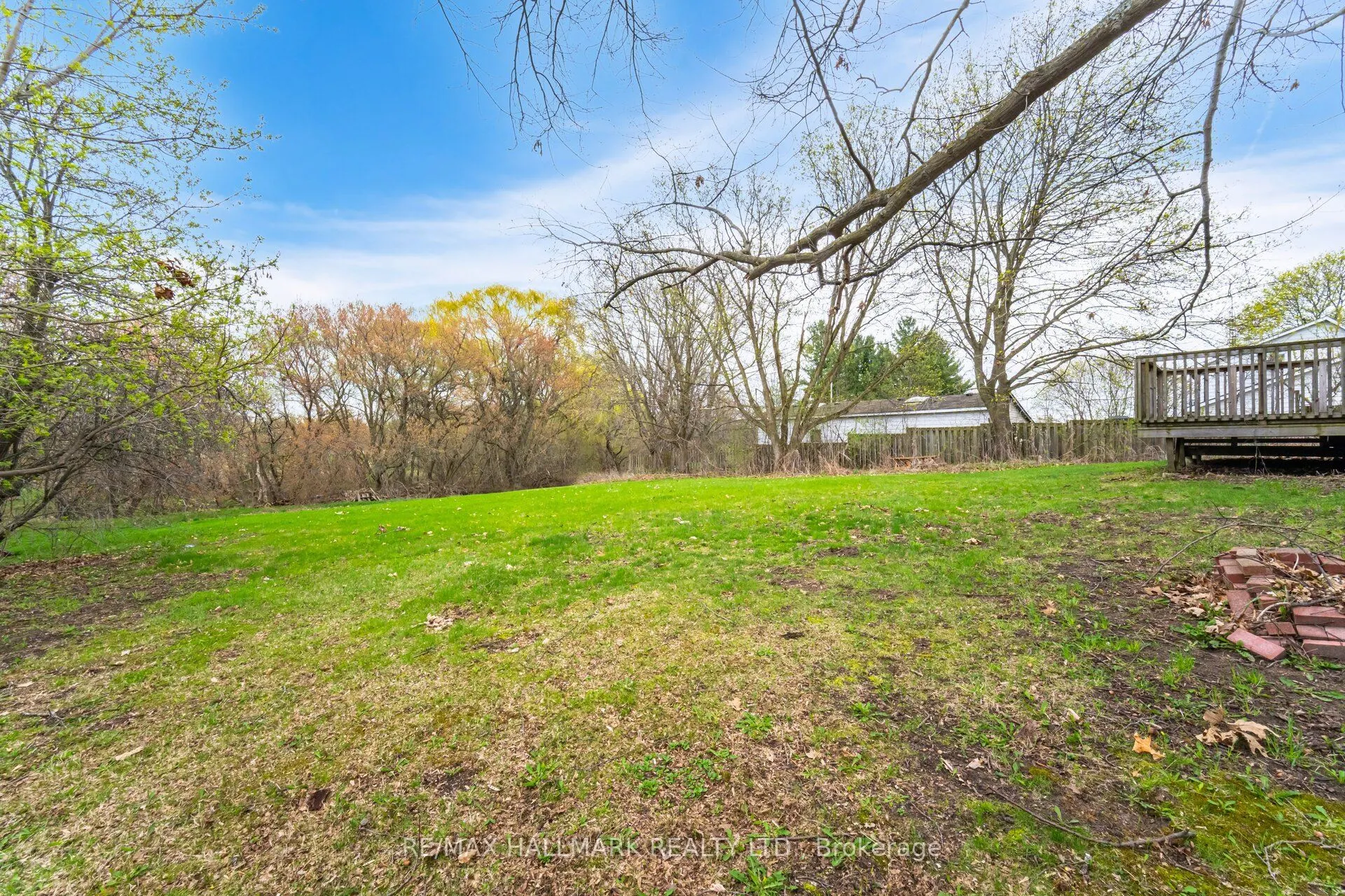 2405 Audley Road N