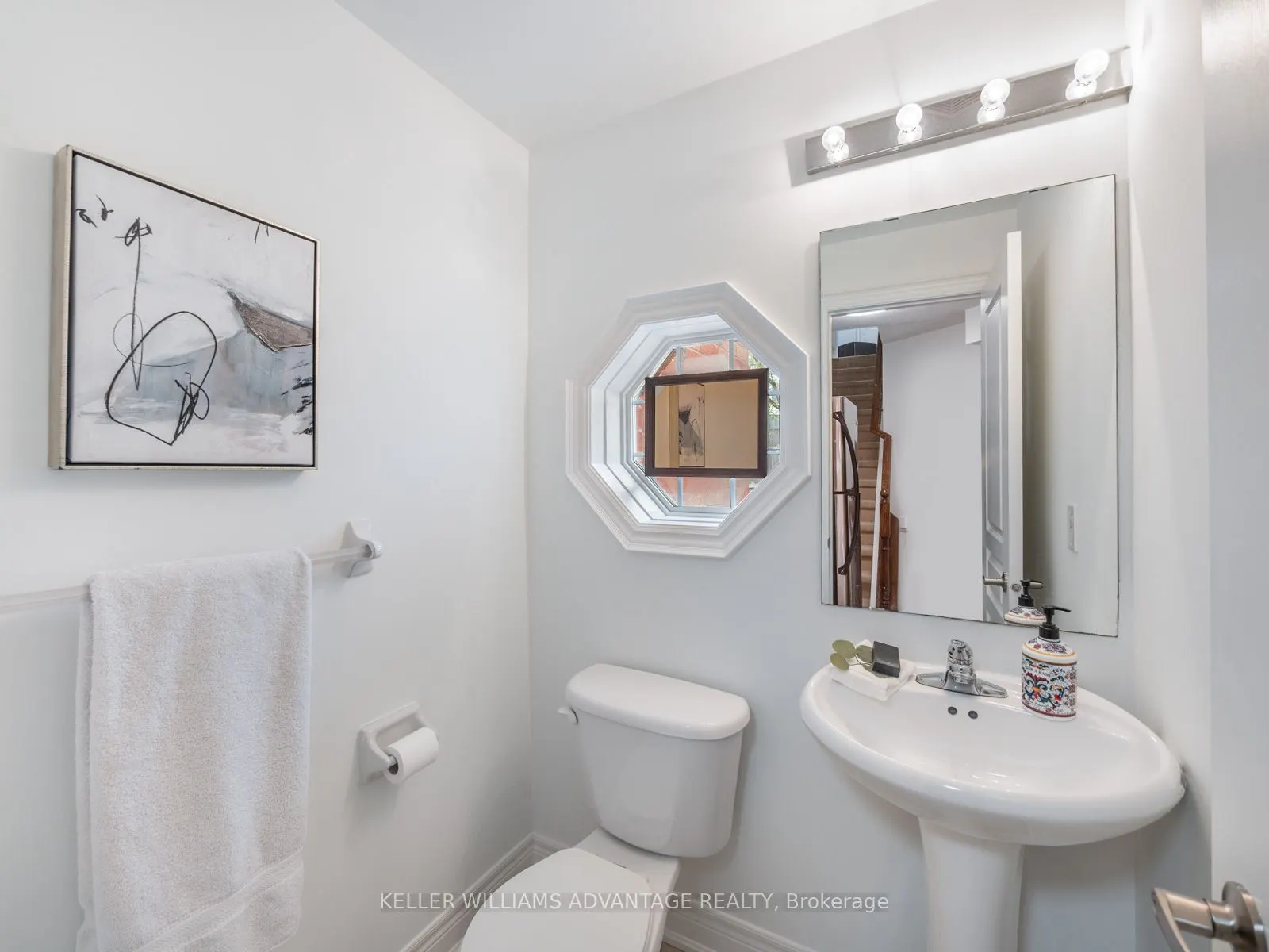 34 Fairhead Mews