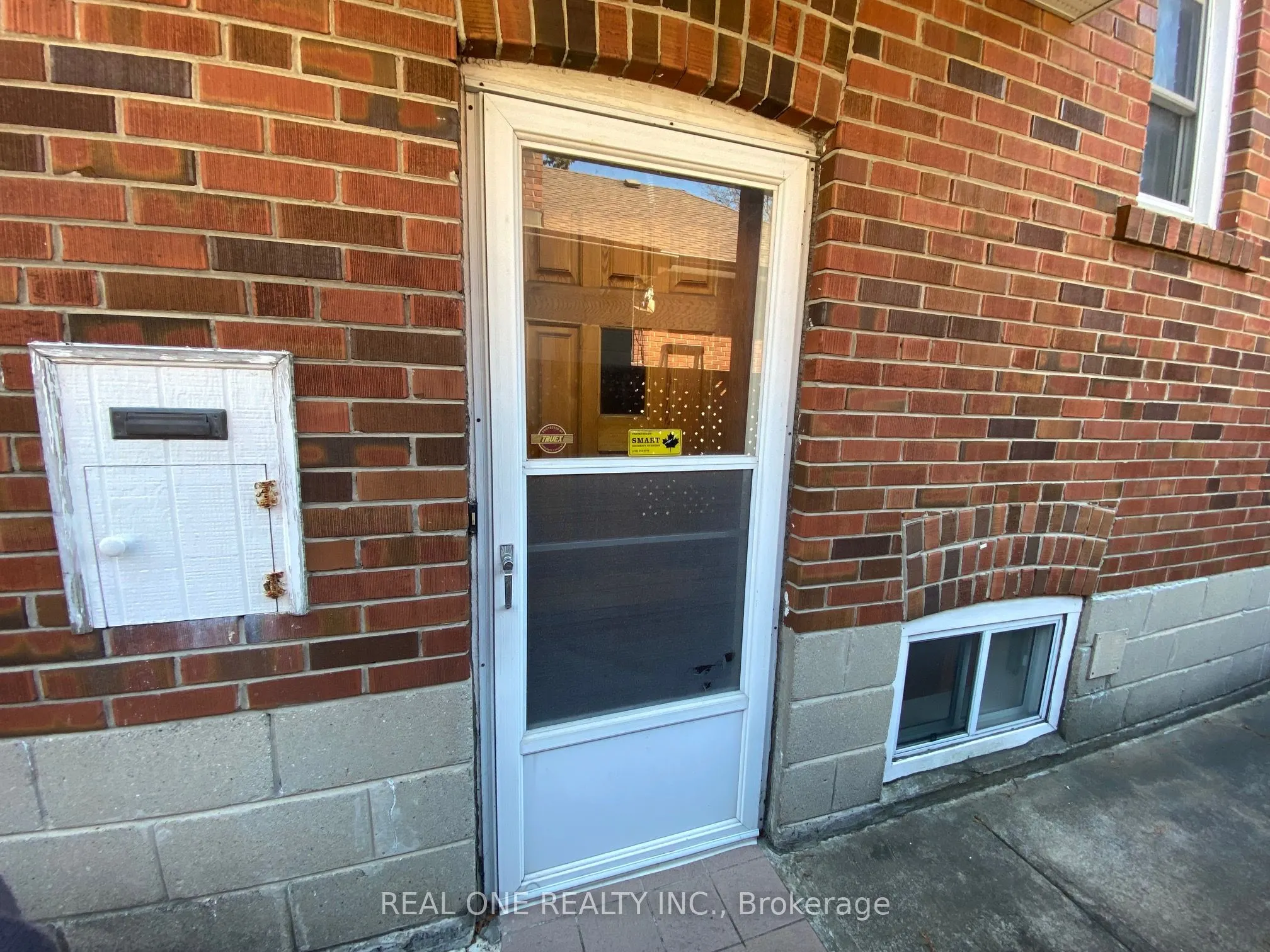 22 Princeway Drive, #Basement