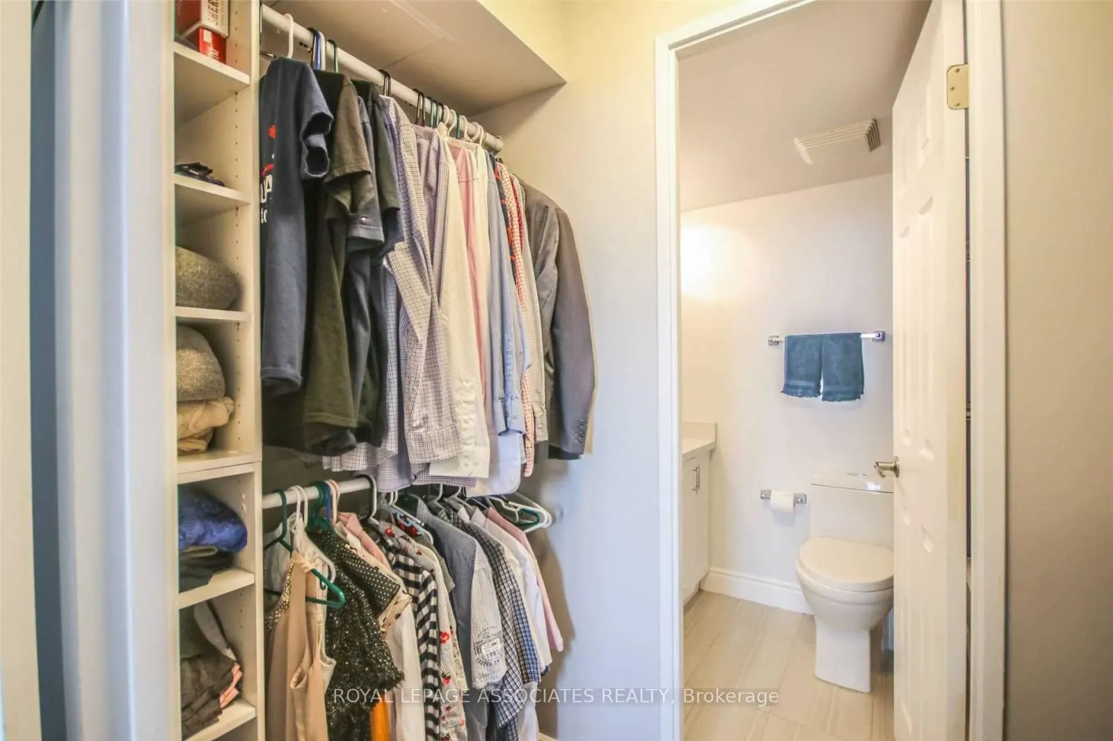 2466 Eglinton Avenue E, #LP11