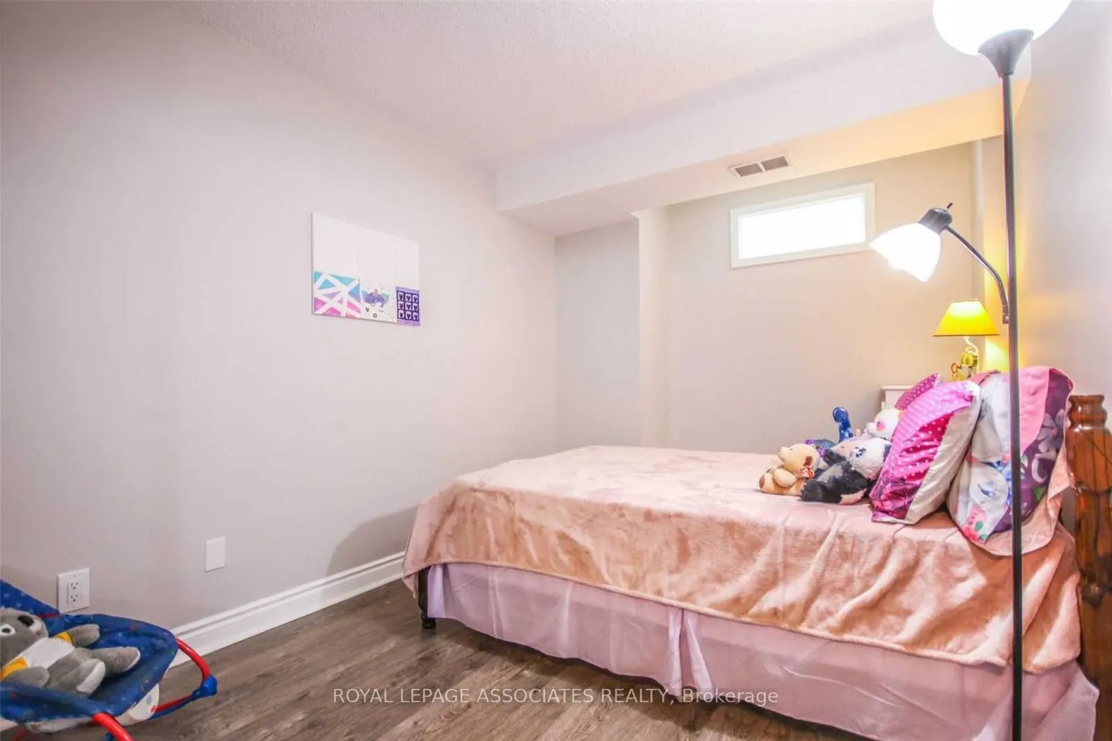 2466 Eglinton Avenue E, #LP11