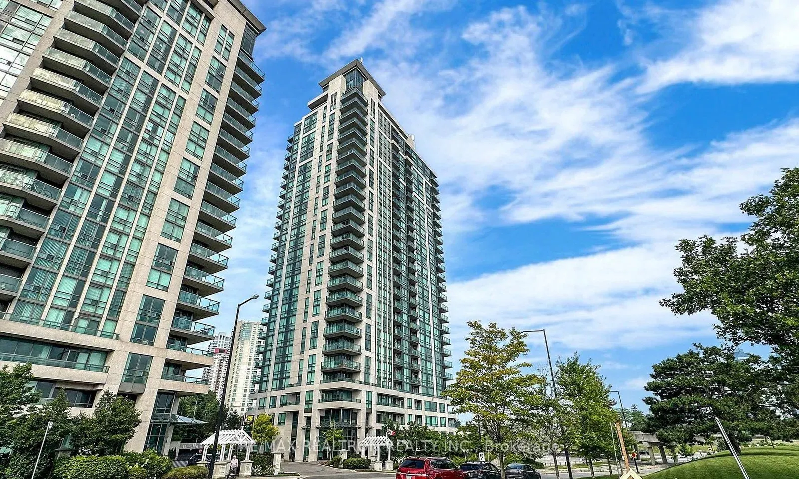 88 Grangeway Avenue, #2008