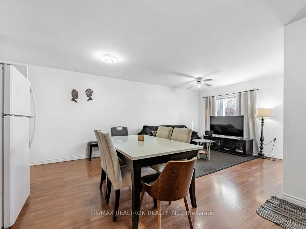 32 St Dunstan Drive