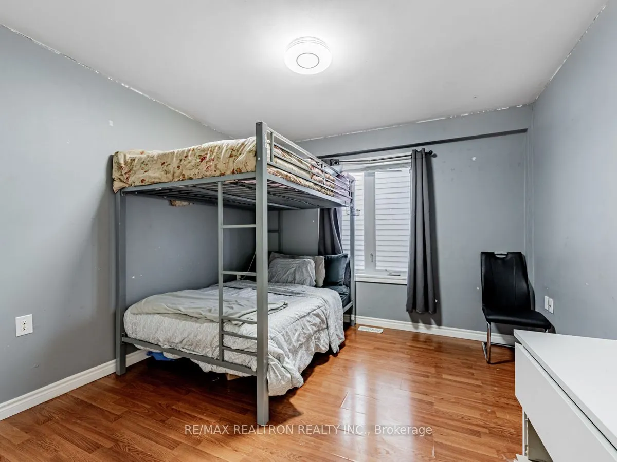 32 St Dunstan Drive