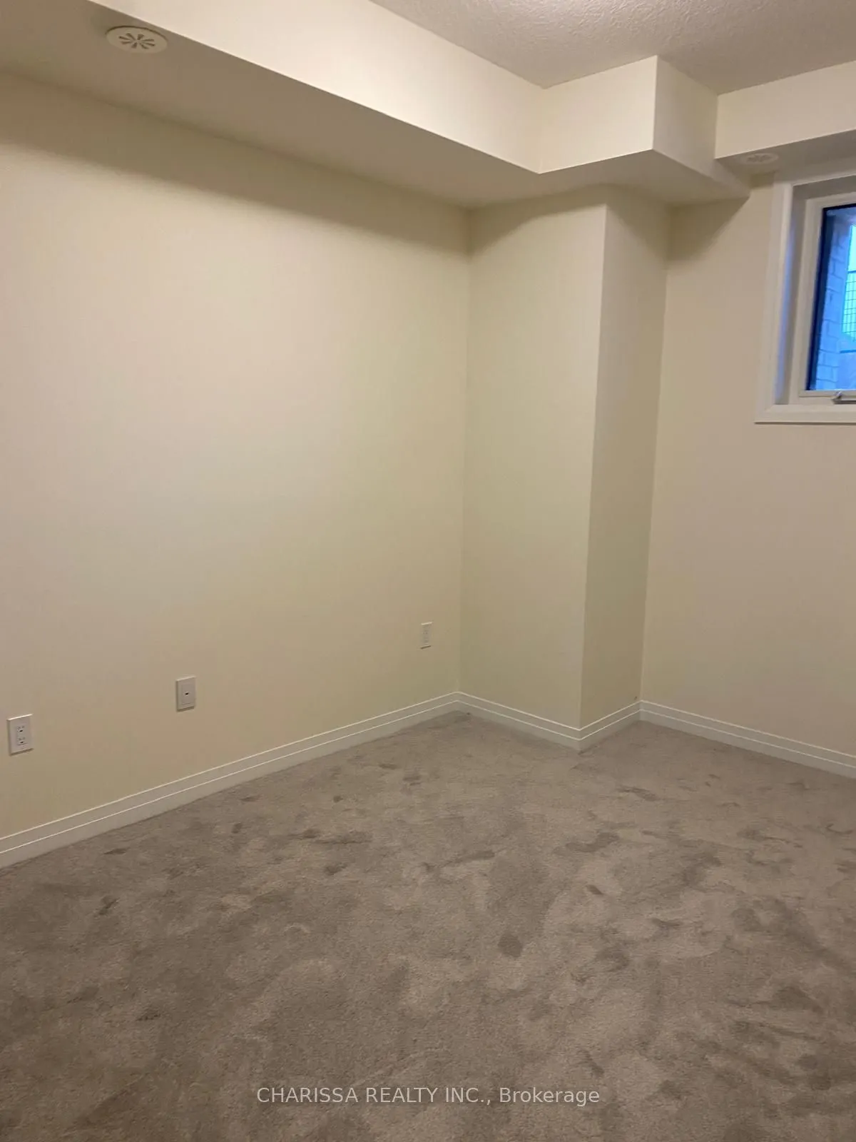 30 Liben Way, #33