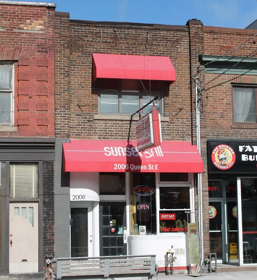 2006 Queen Street E