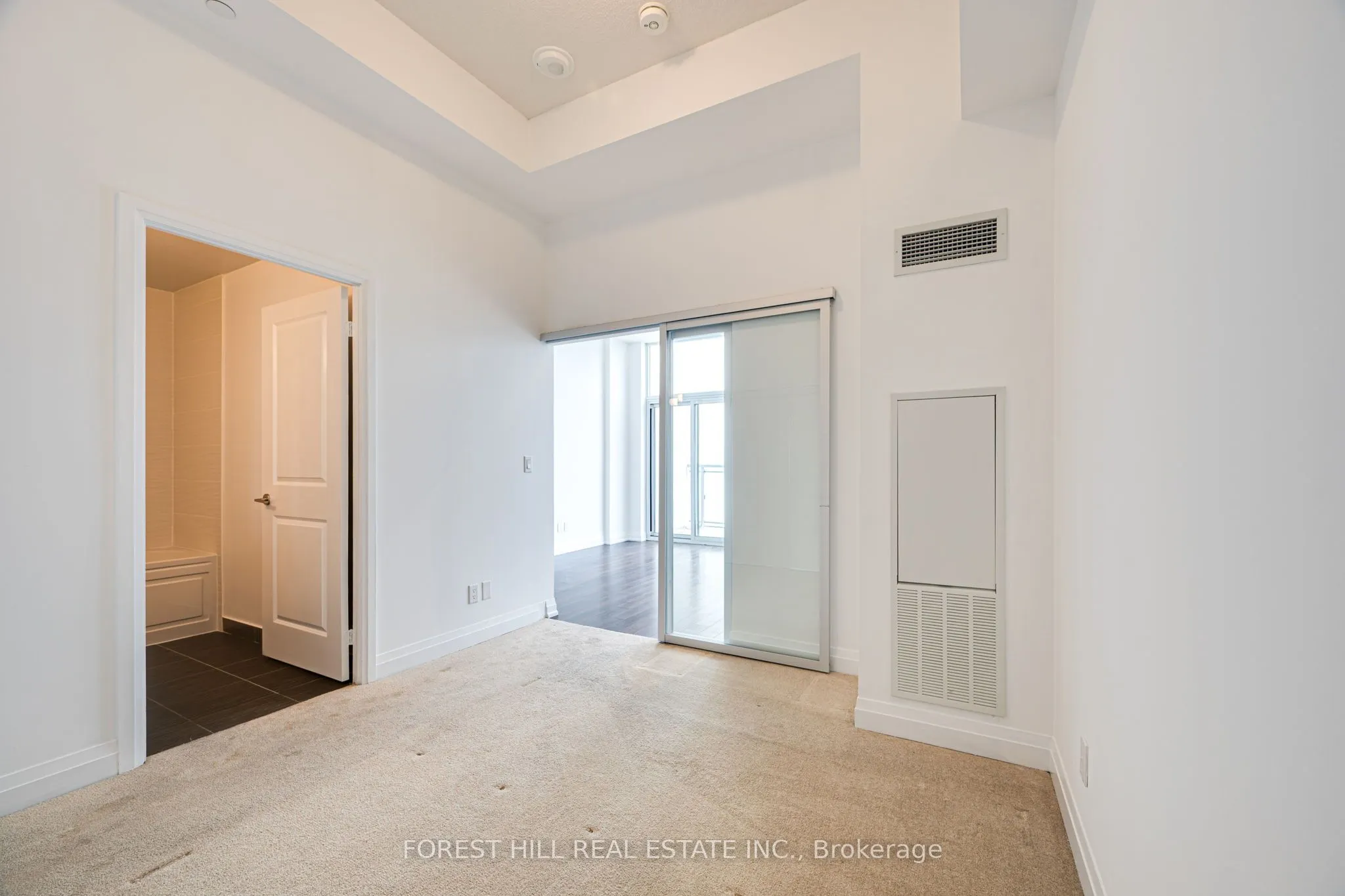 20 Meadowglen Place #826