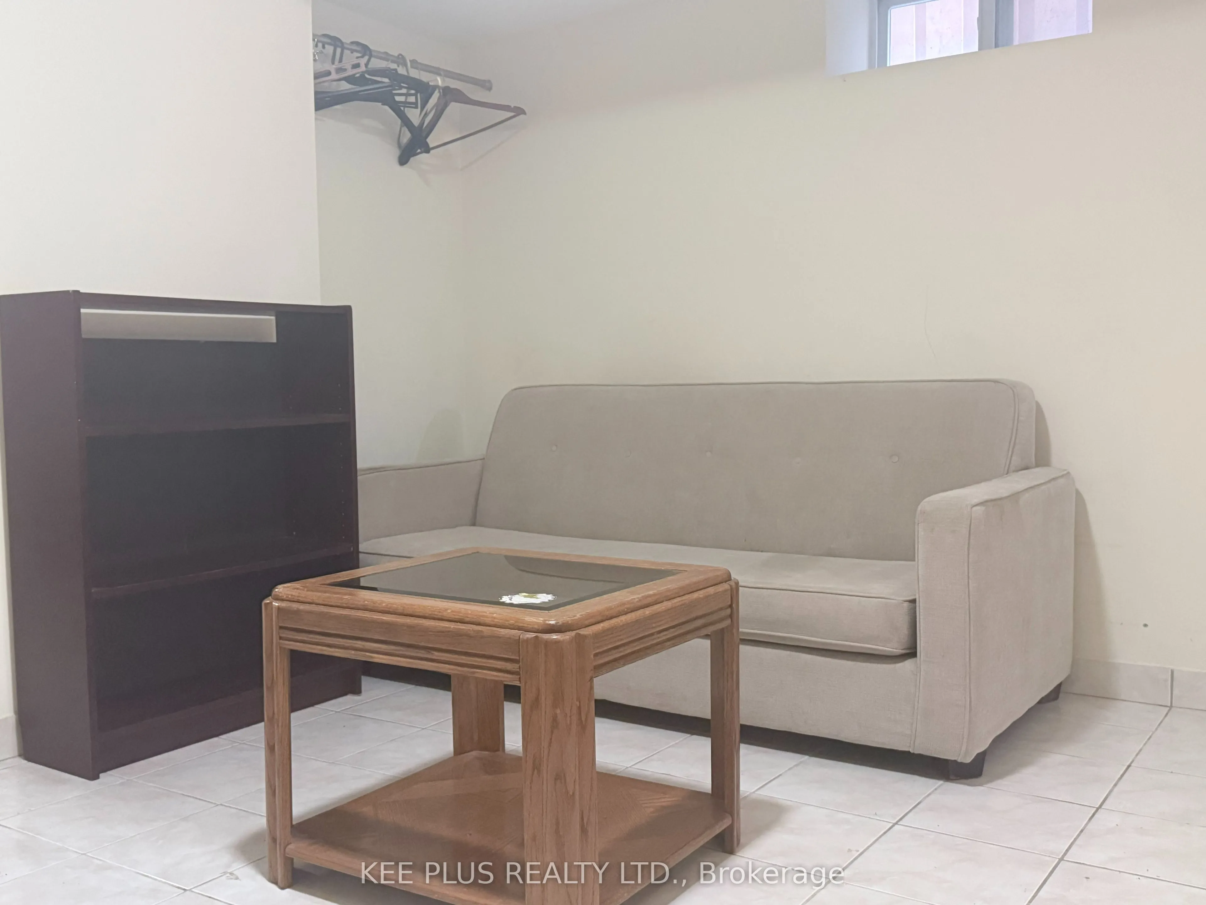 139 Jones Avenue, #basement