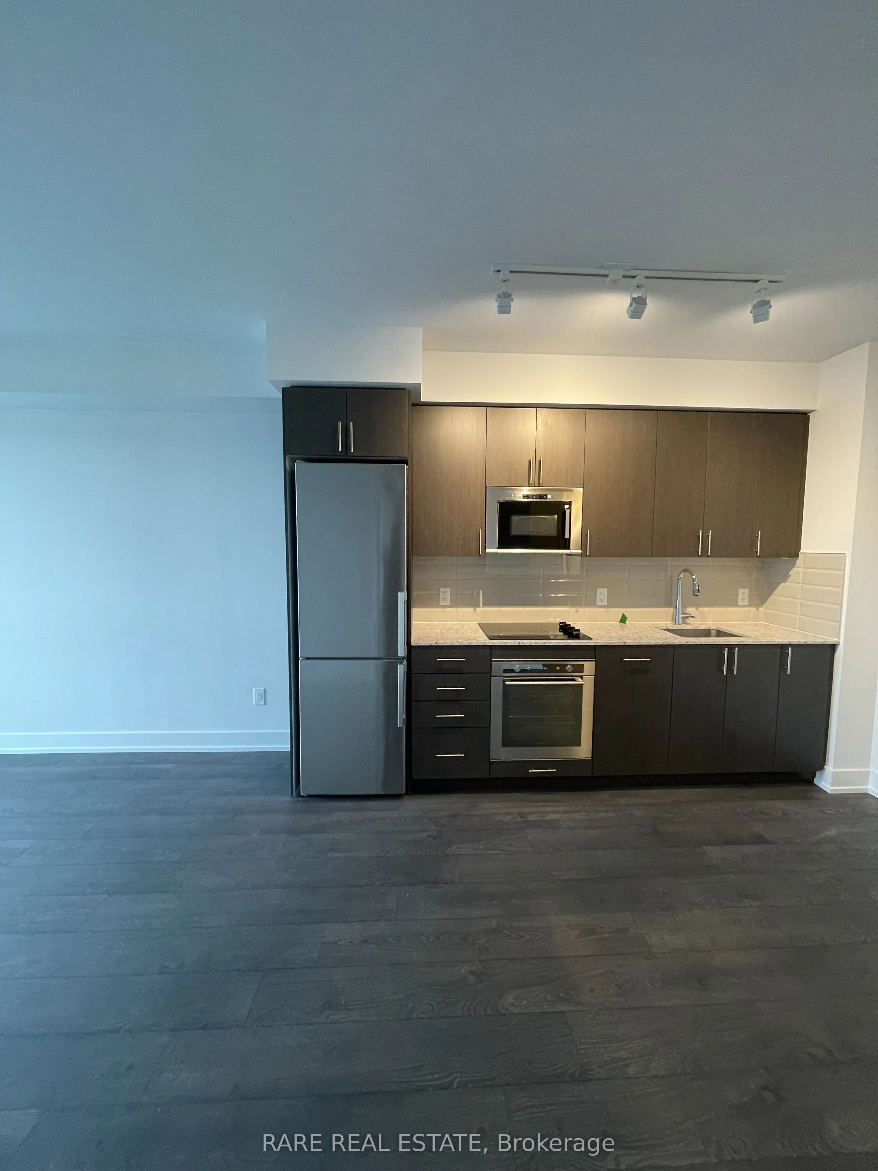 2550 Simcoe Street N, #2510