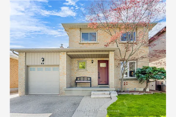 44 Regency Crescent