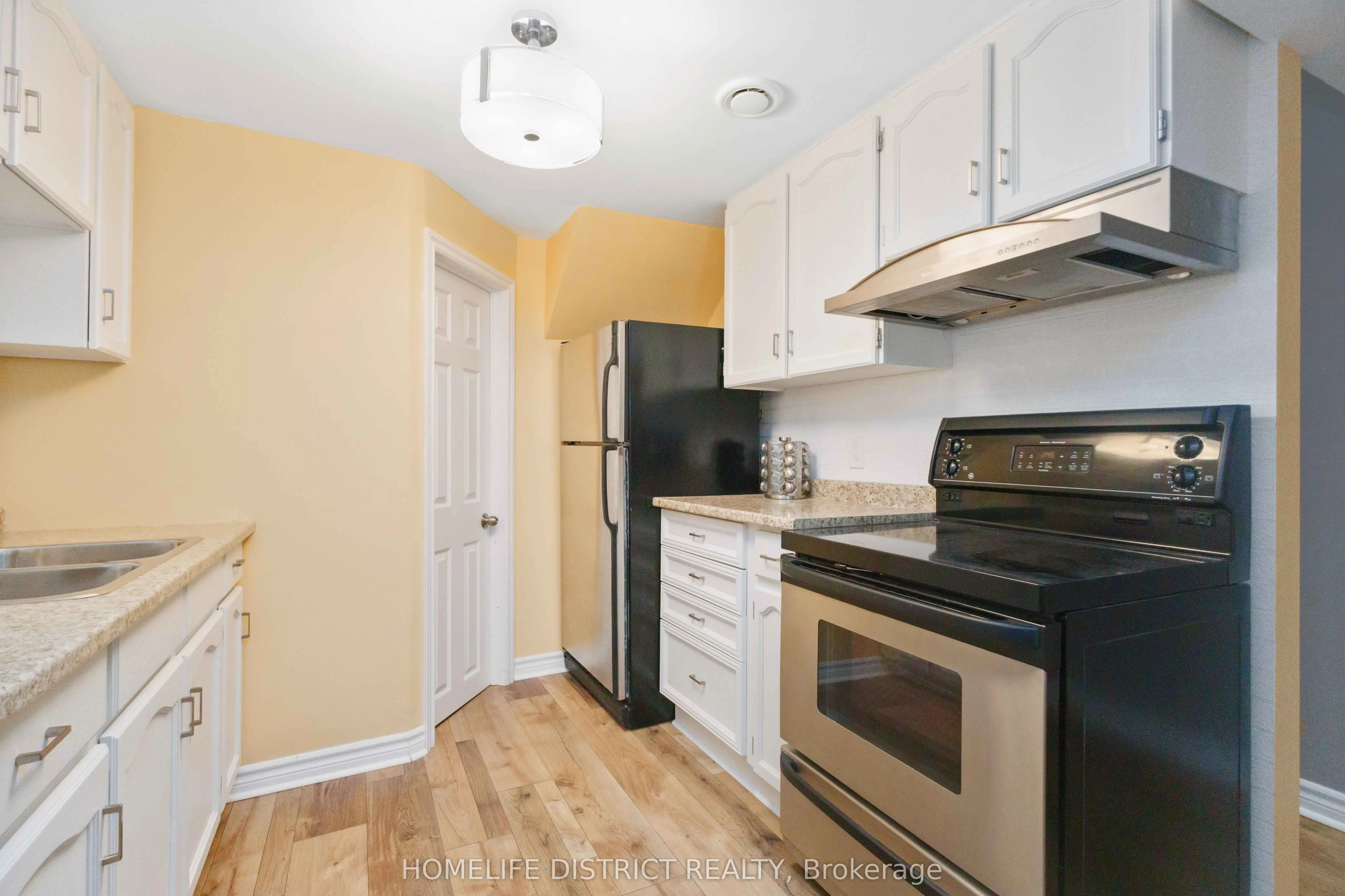 2 Bushford Street