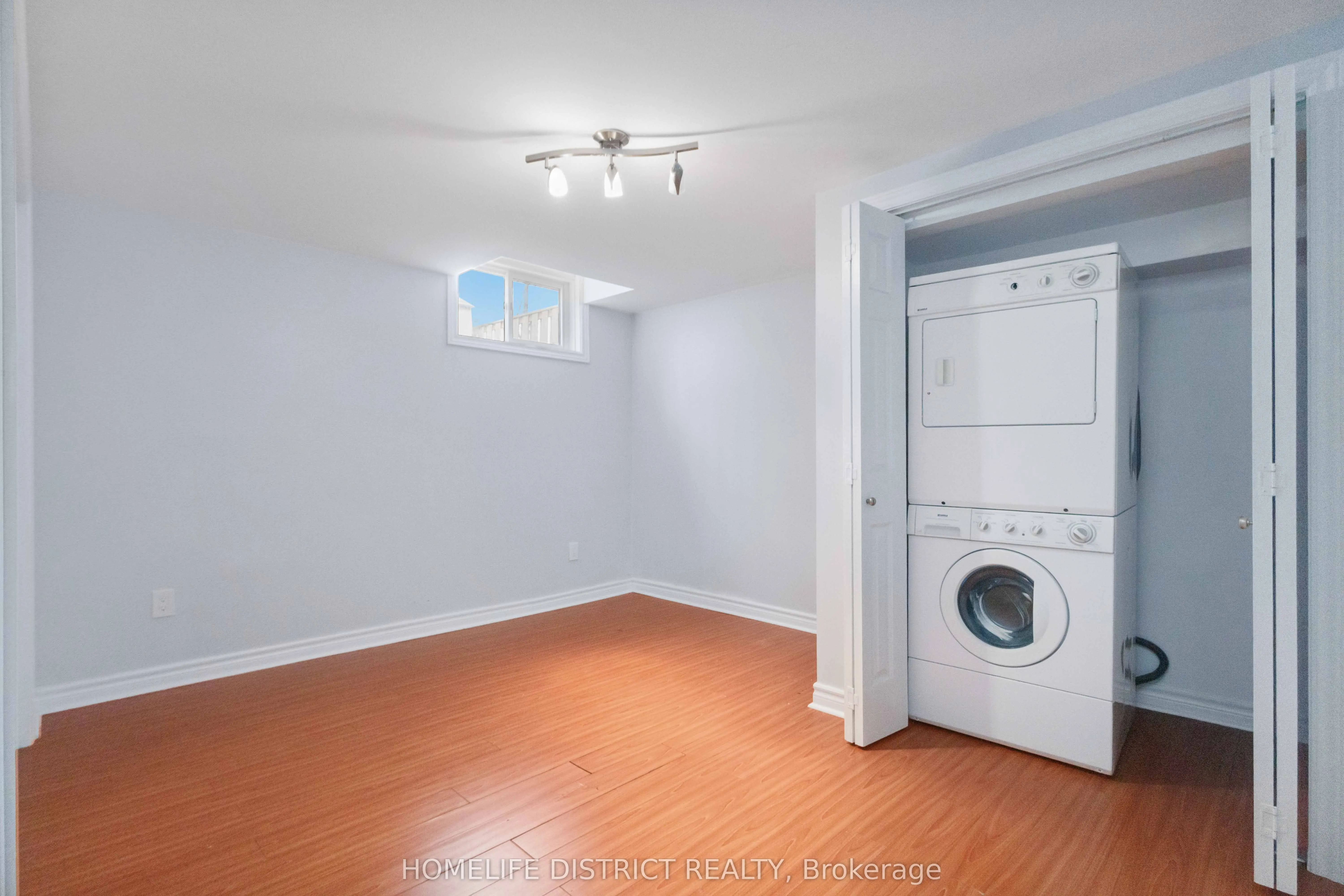 2 Bushford Street