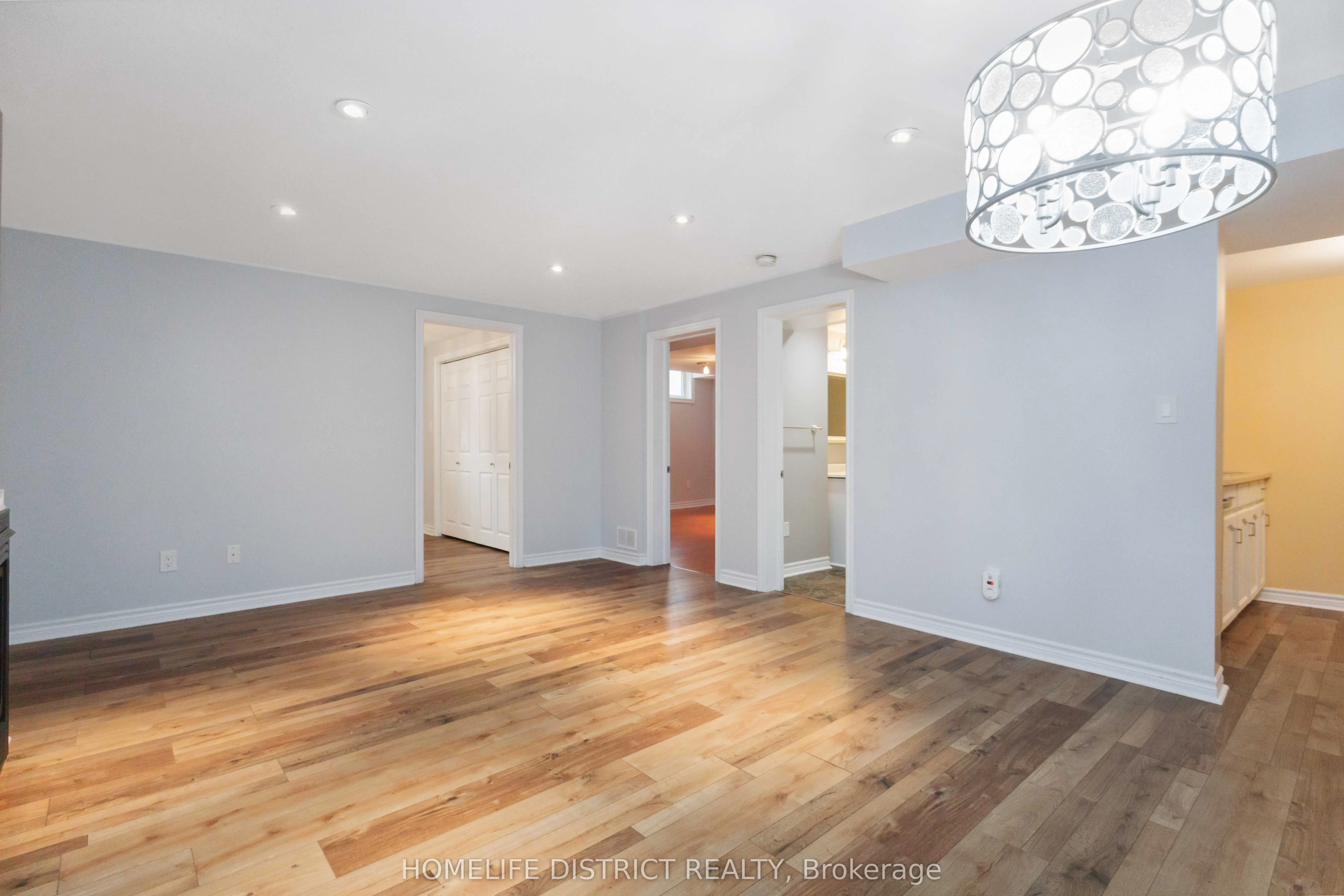 2 Bushford Street