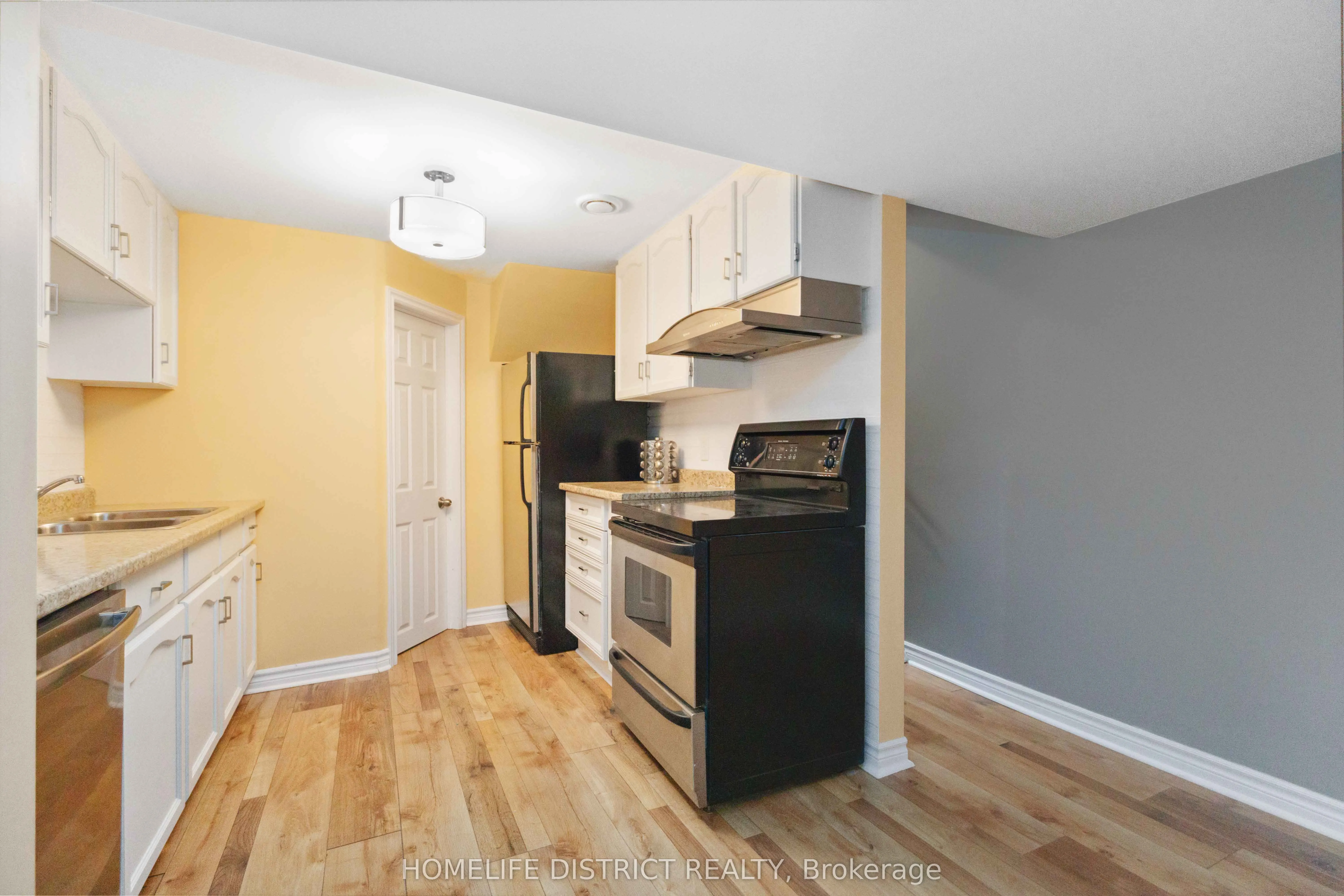 2 Bushford Street