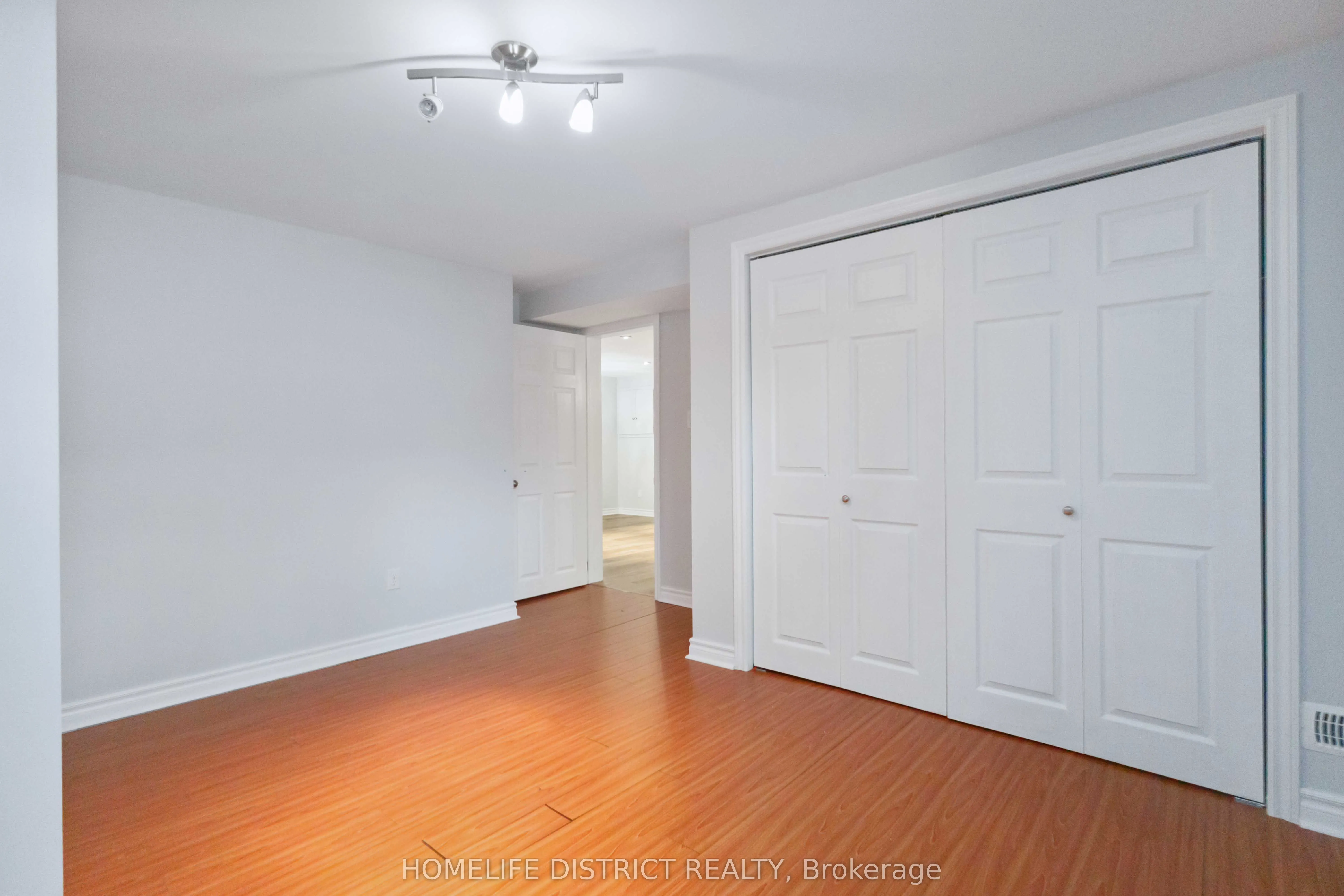 2 Bushford Street