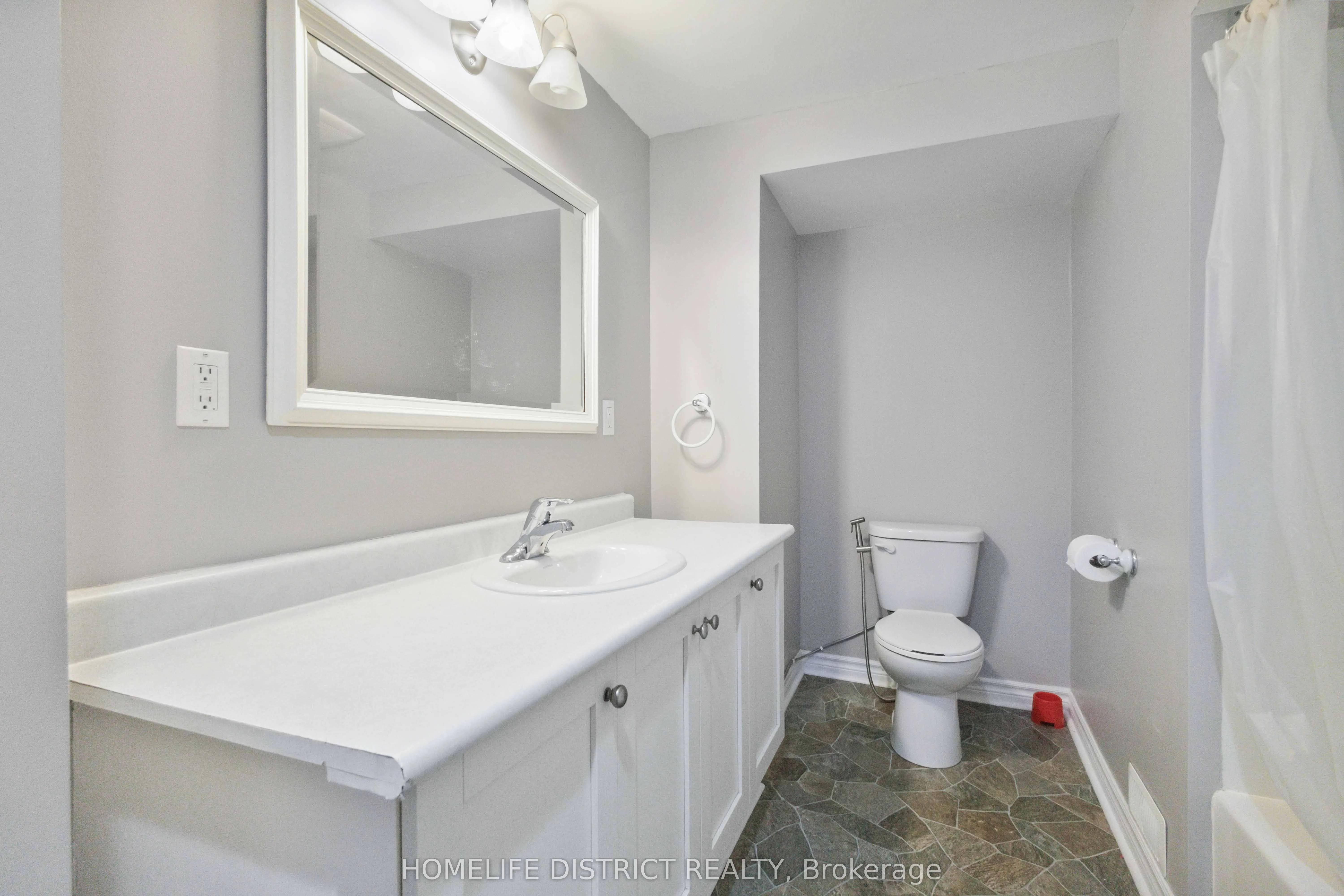 2 Bushford Street