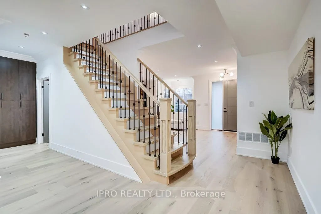 73 Inniswood Drive
