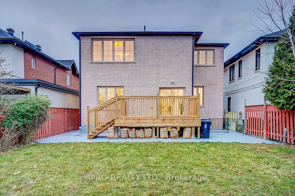 73 Inniswood Drive