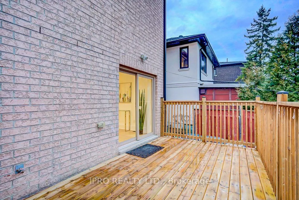 73 Inniswood Drive