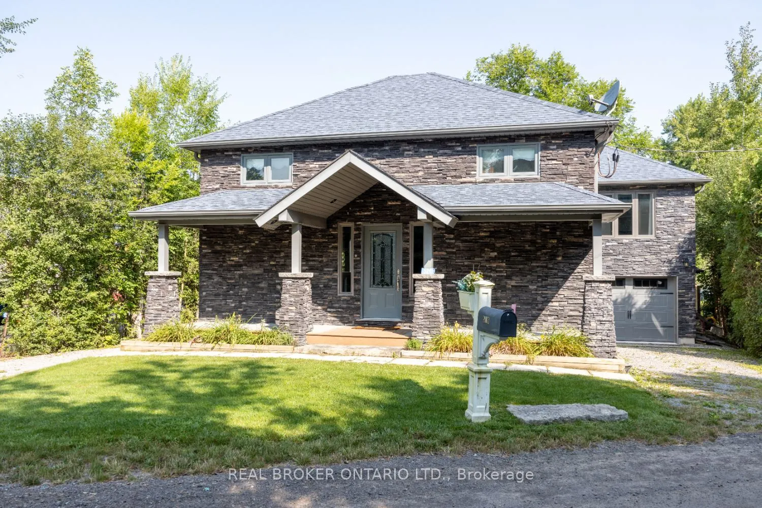 526 View Lake Road