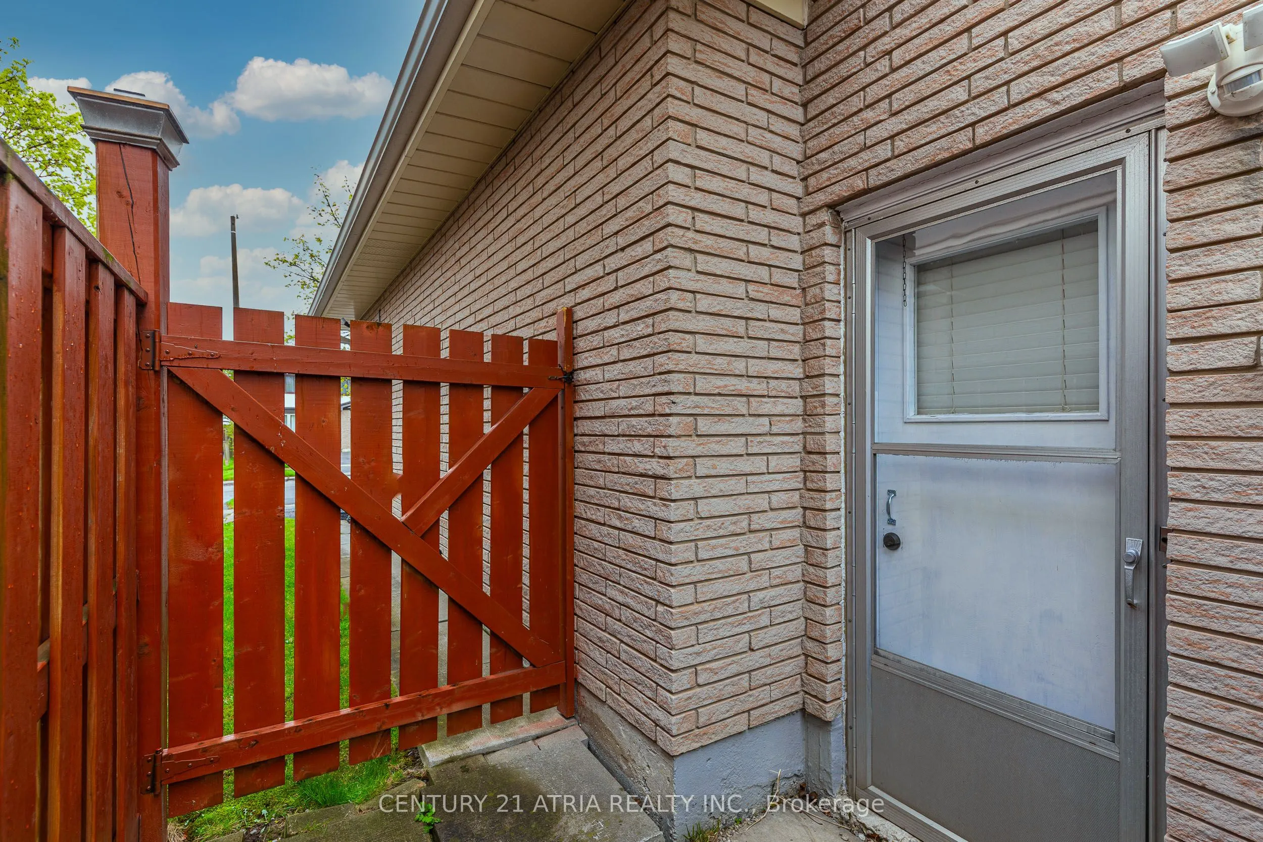 600 Stonebridge Lane