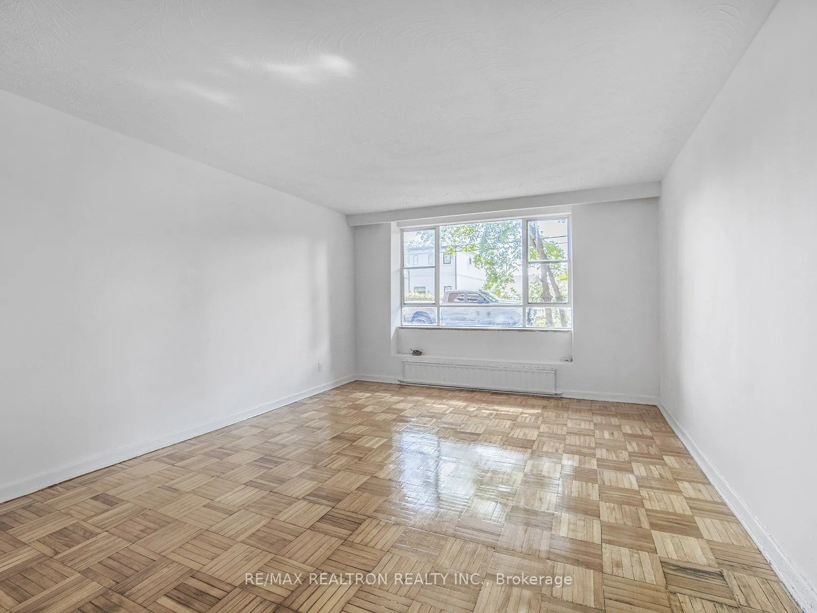 165 Cosburn Avenue, #307
