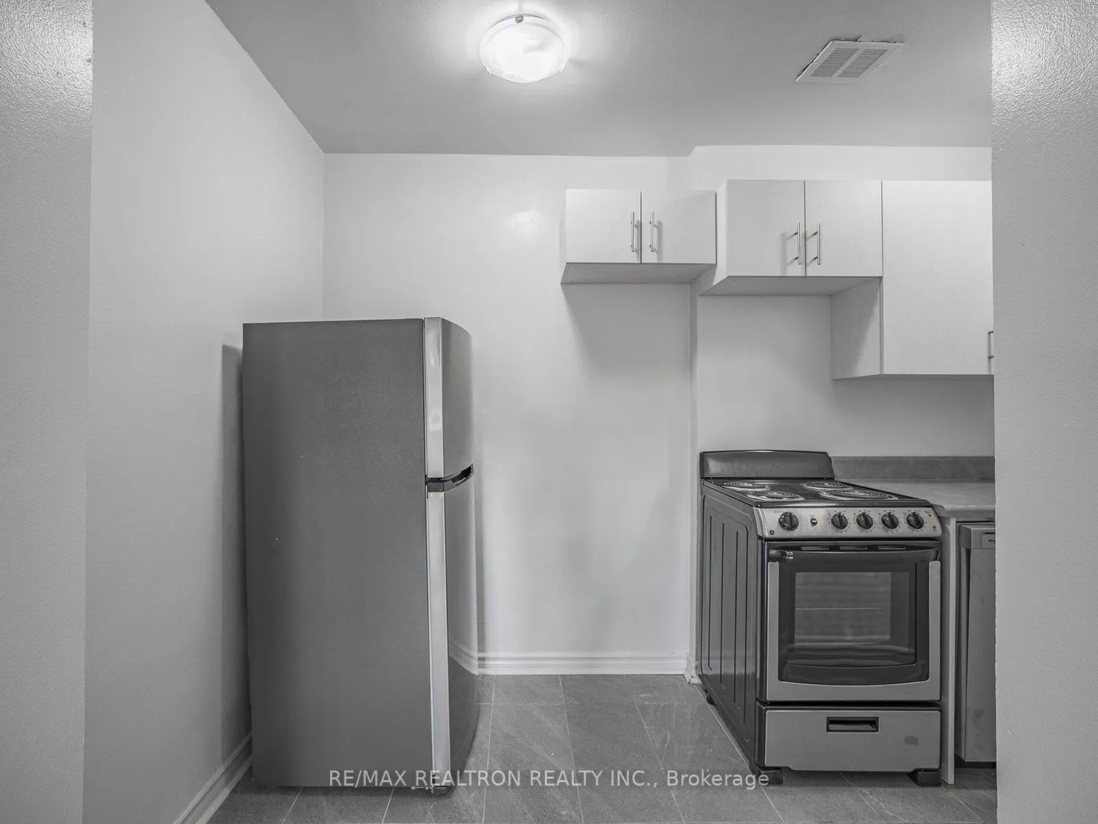 165 Cosburn Avenue #307