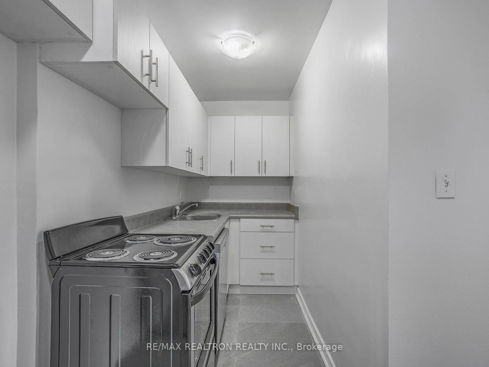 165 Cosburn Avenue #307