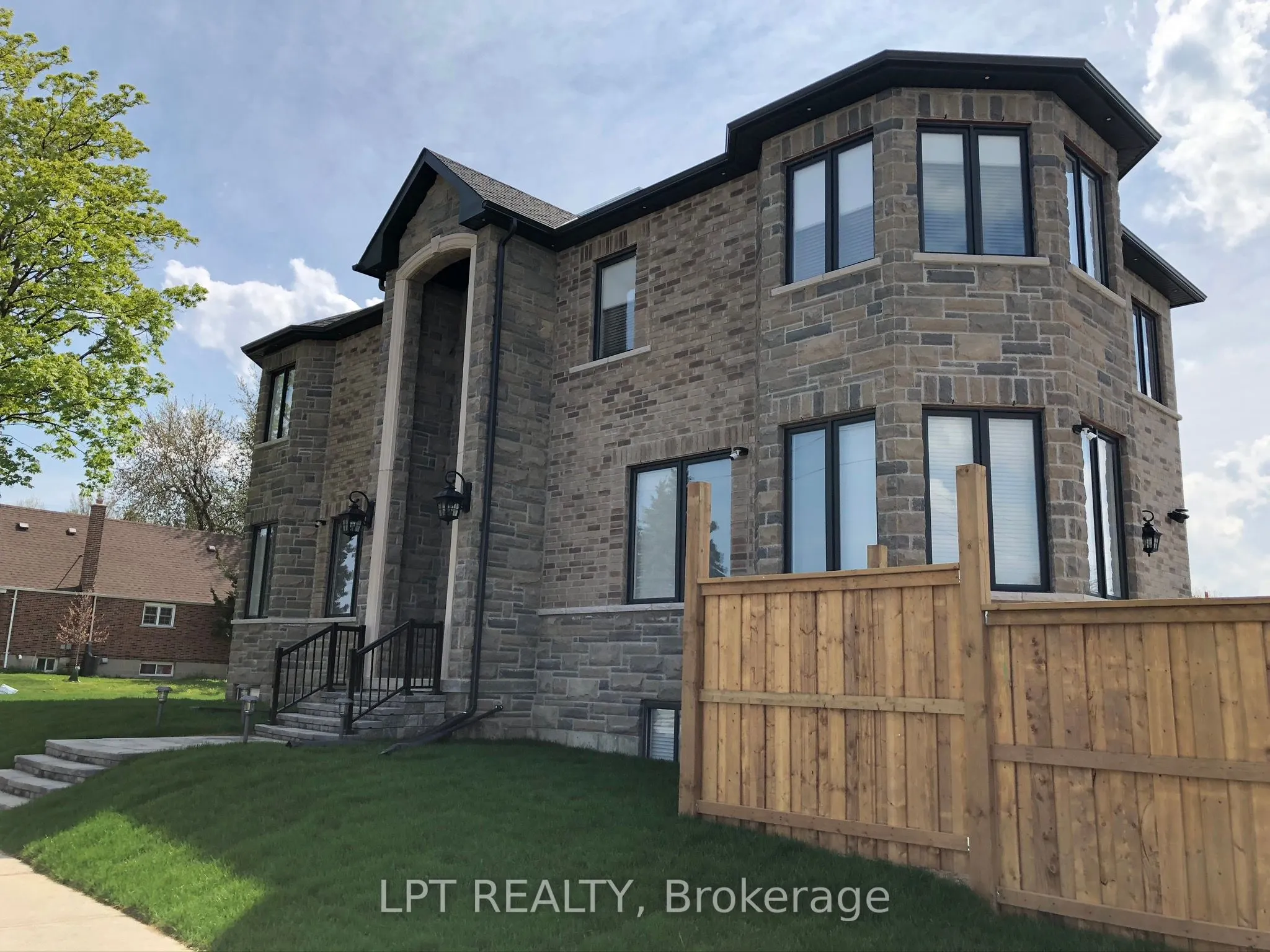 386 Kennedy Road