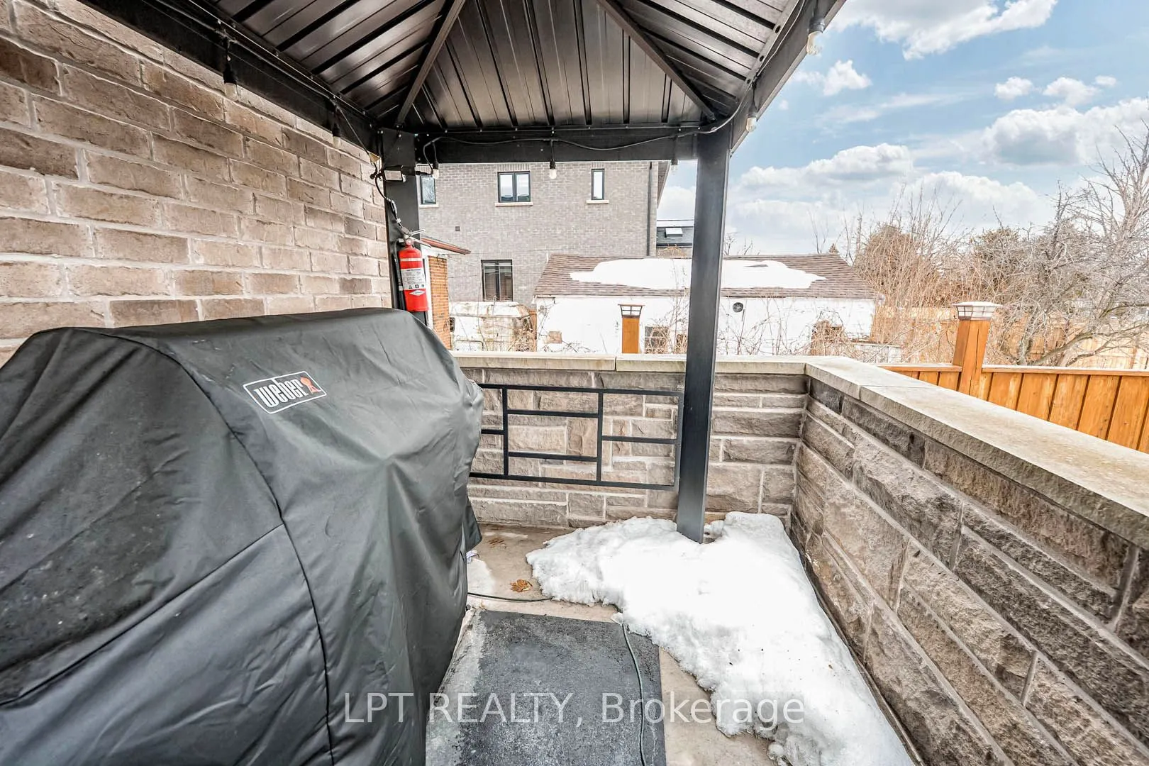 386 Kennedy Road