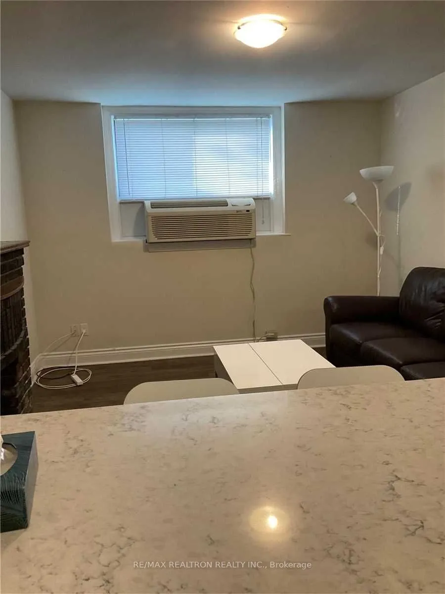 2477 Queen Street E, #1