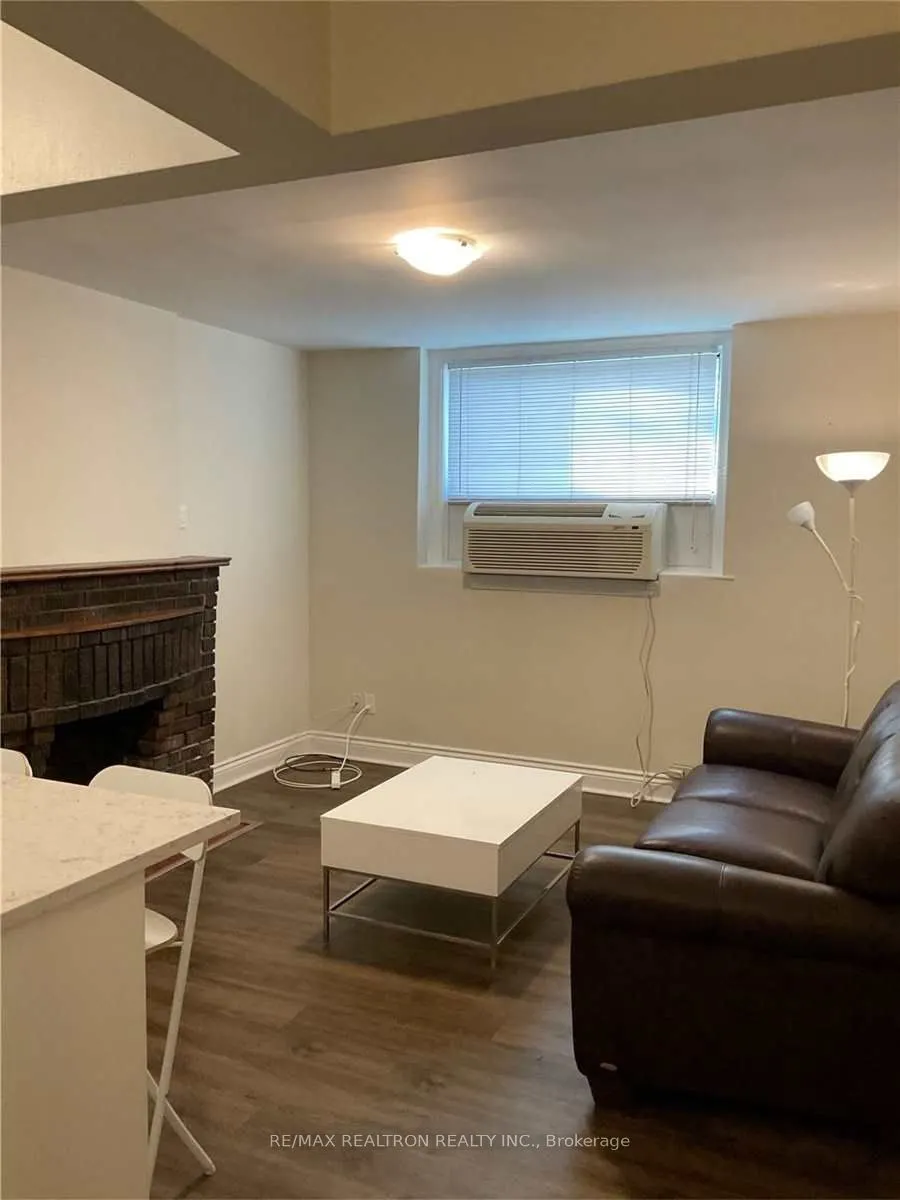 2477 Queen Street E, #1