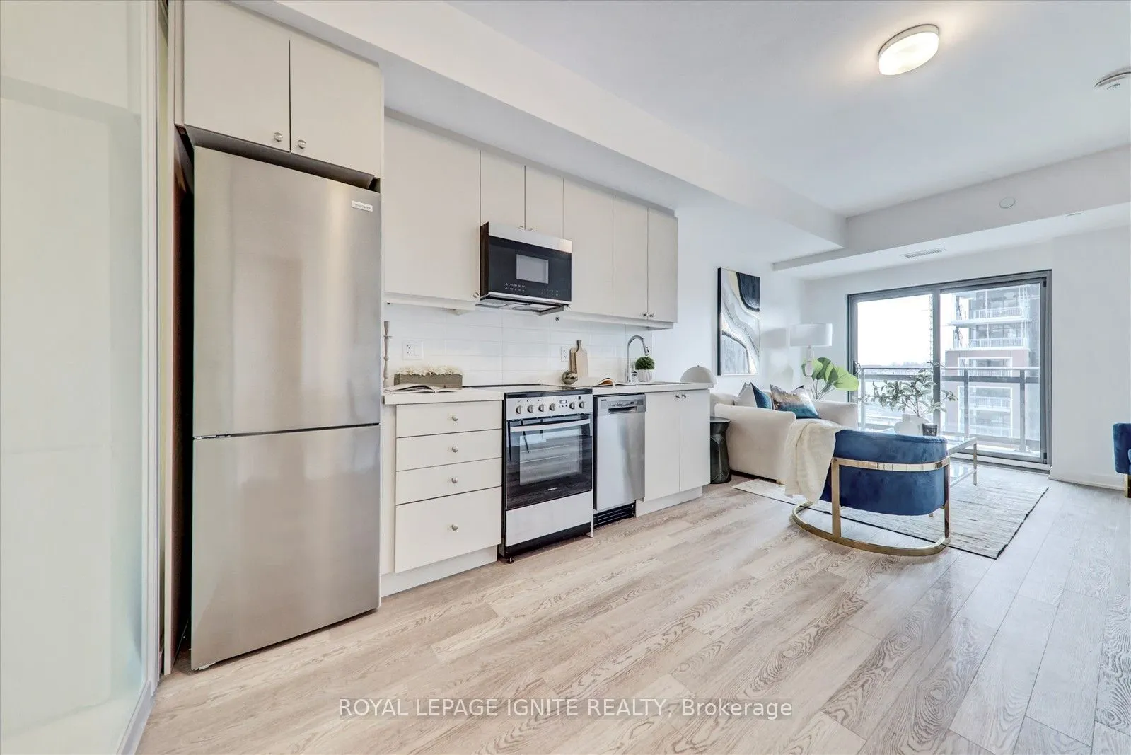 55 Clarington Boulevard, #410