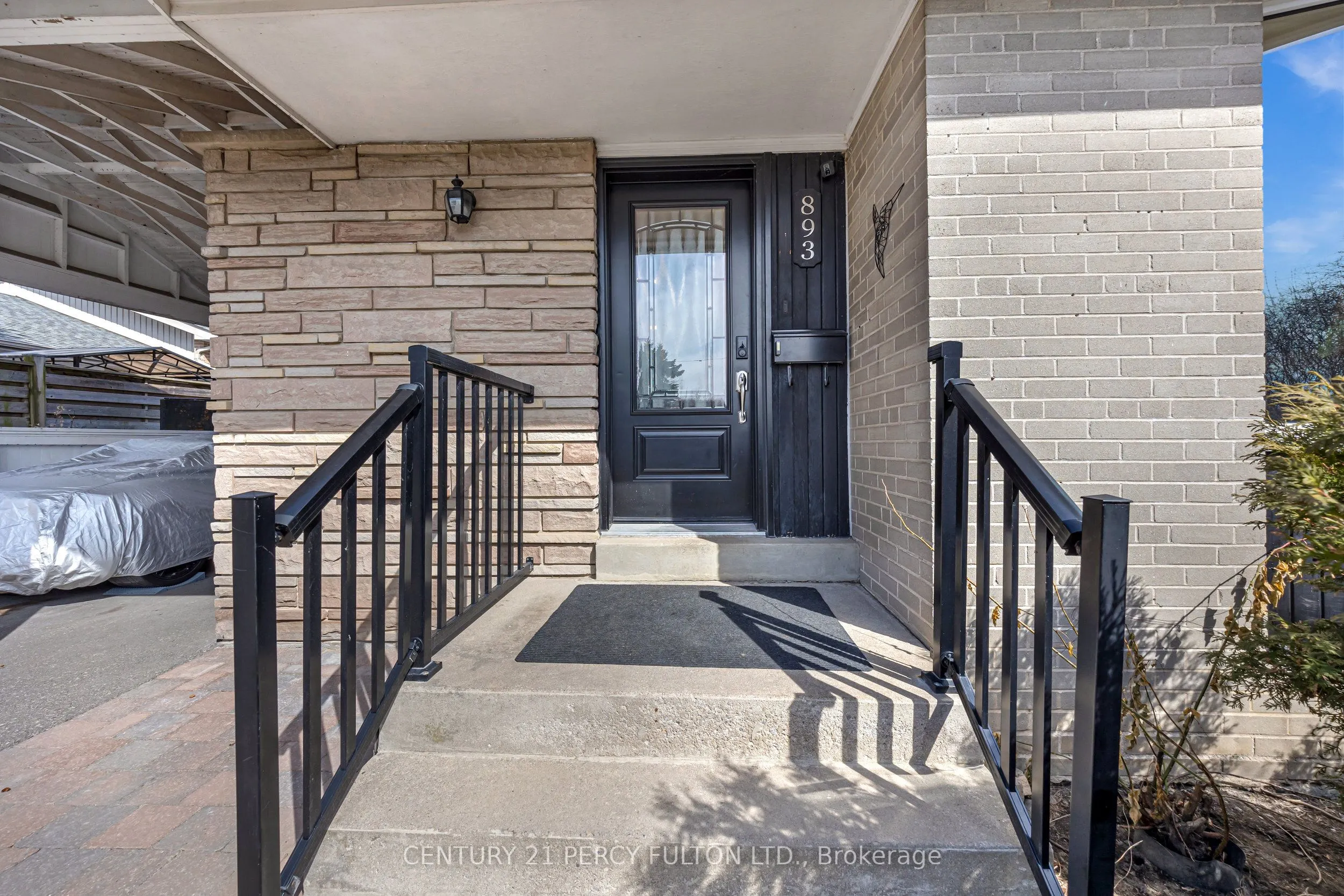 893 Douglas Avenue