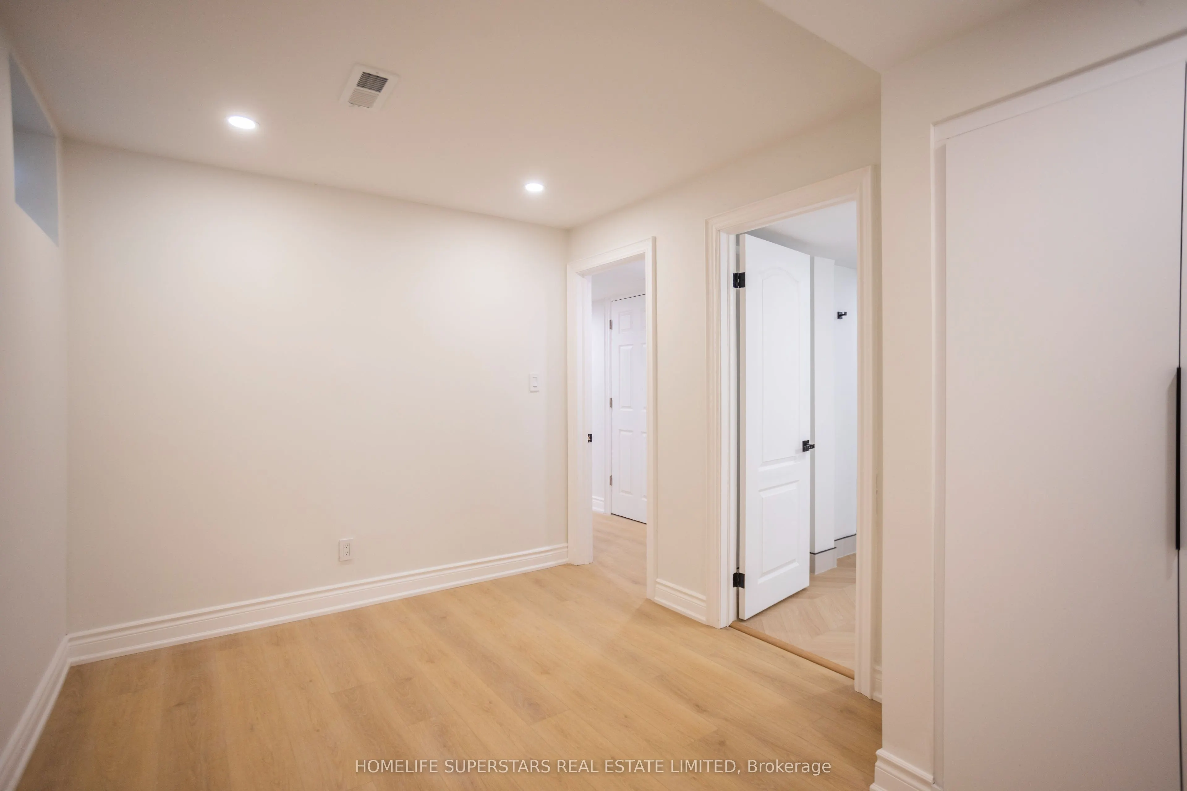 57 Mikayla Crescent, #Basement