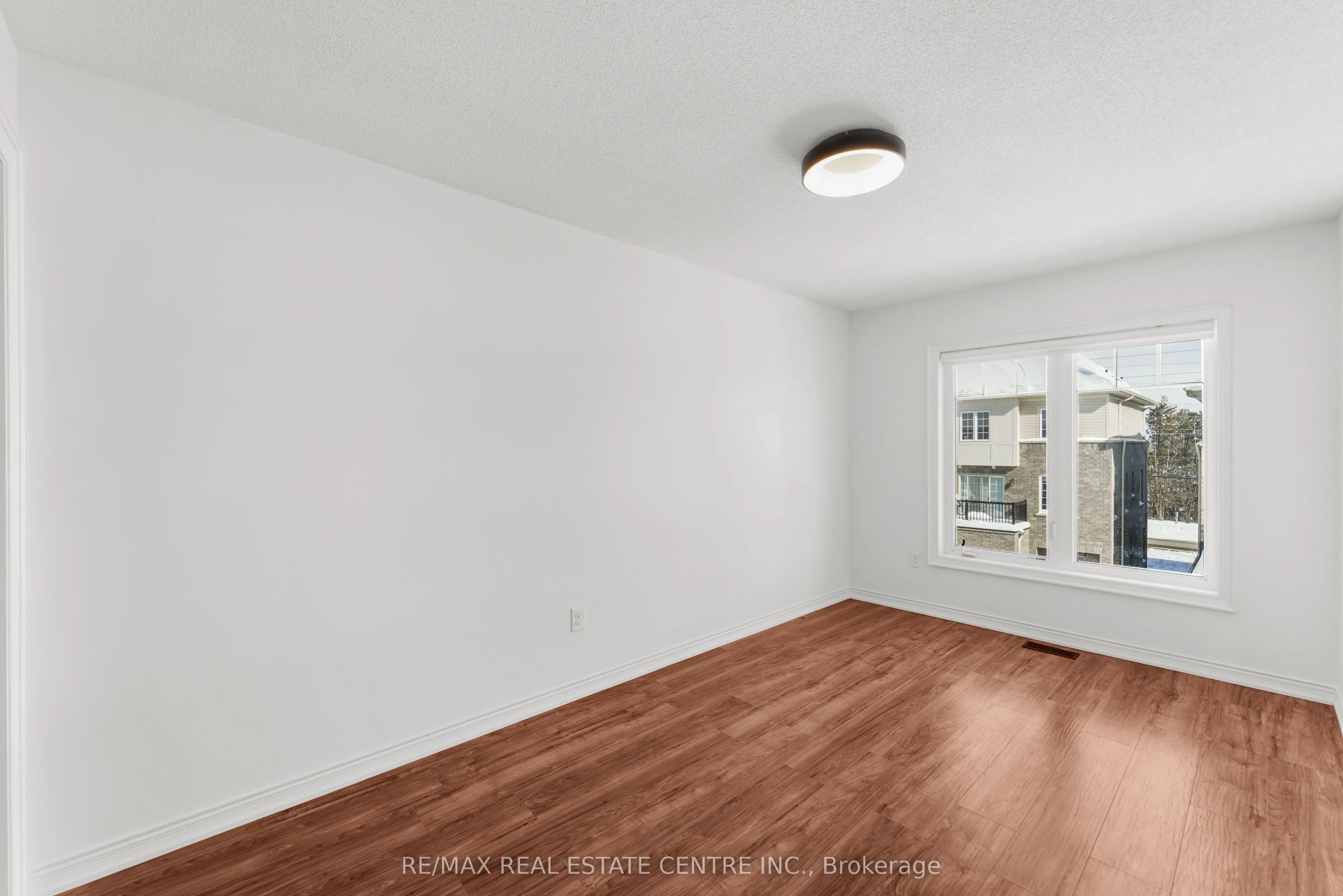 17 Devineridge Avenue