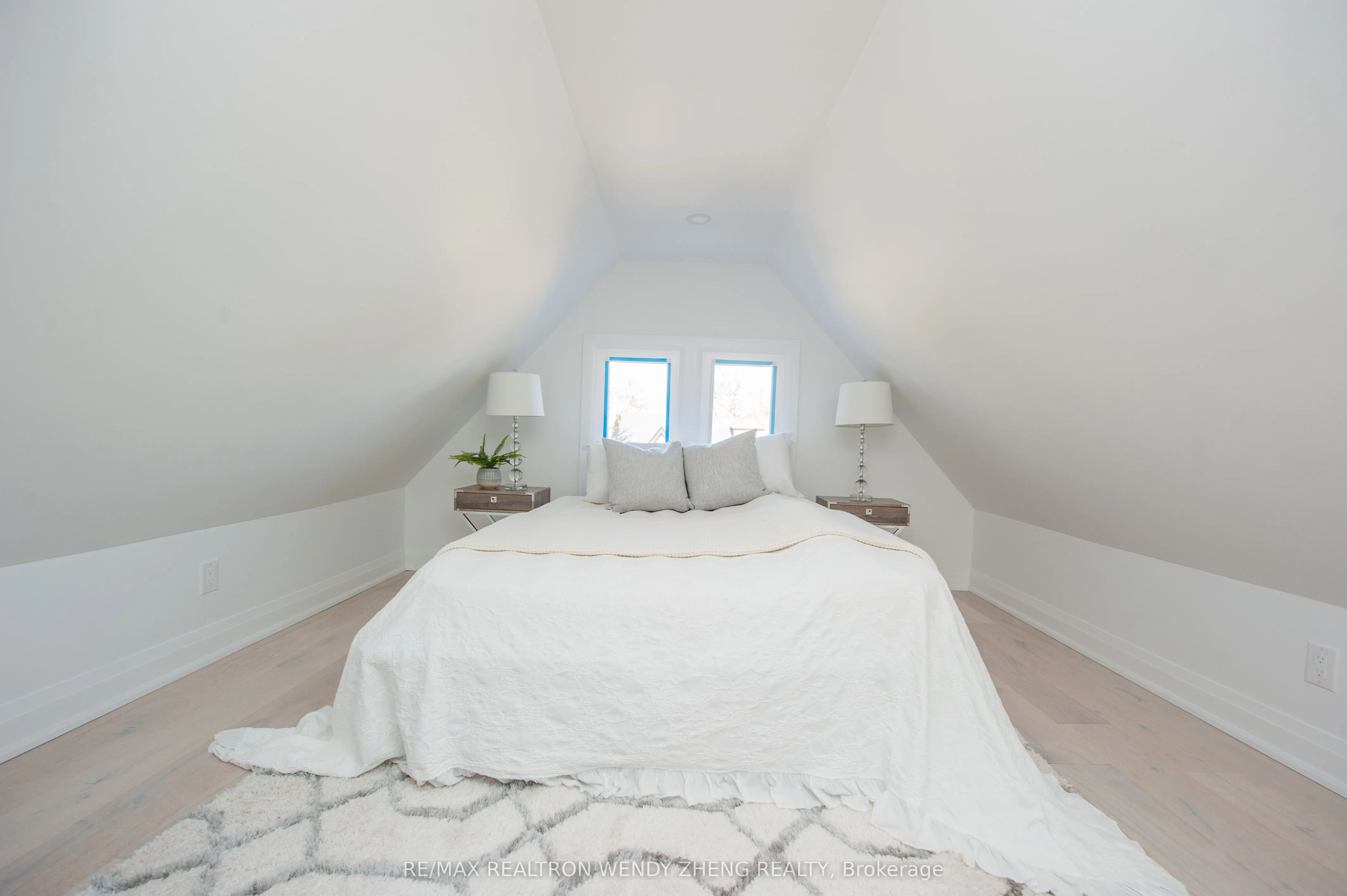18 Connaught Avenue