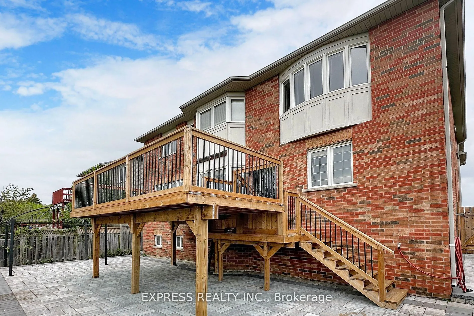 39 Boulderbrook Drive