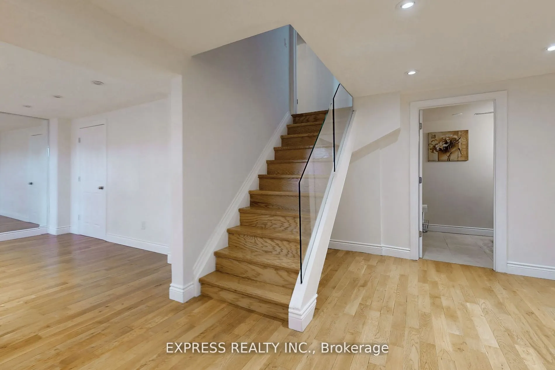 39 Boulderbrook Drive