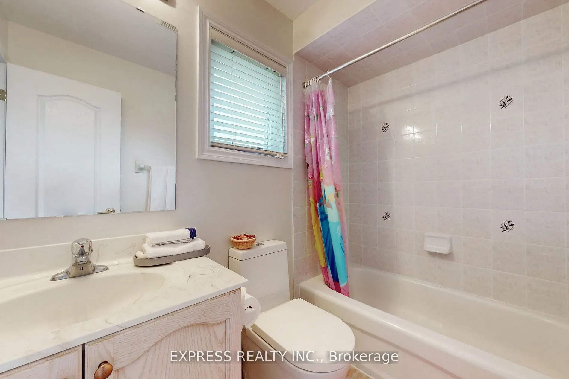 39 Boulderbrook Drive