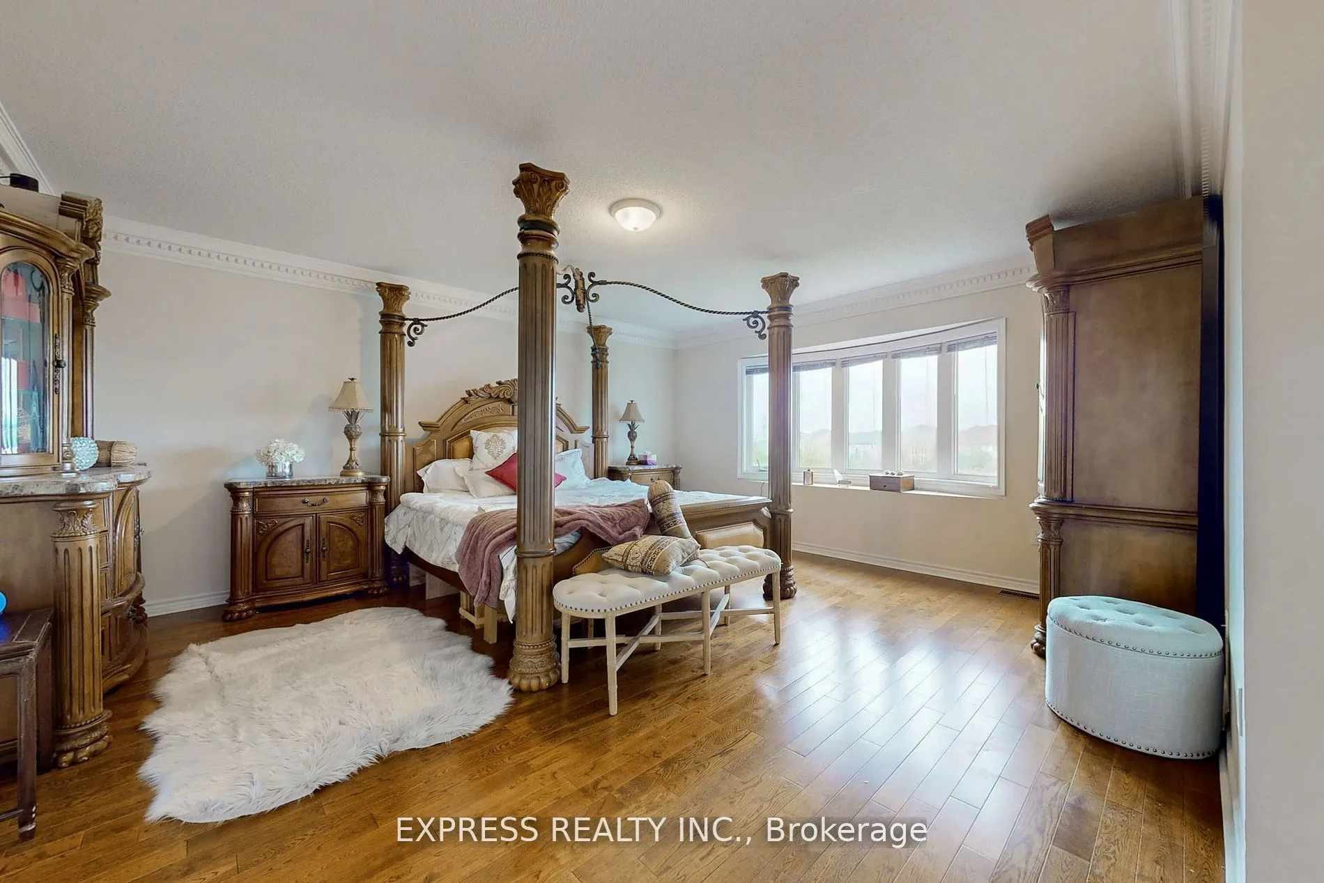 39 Boulderbrook Drive